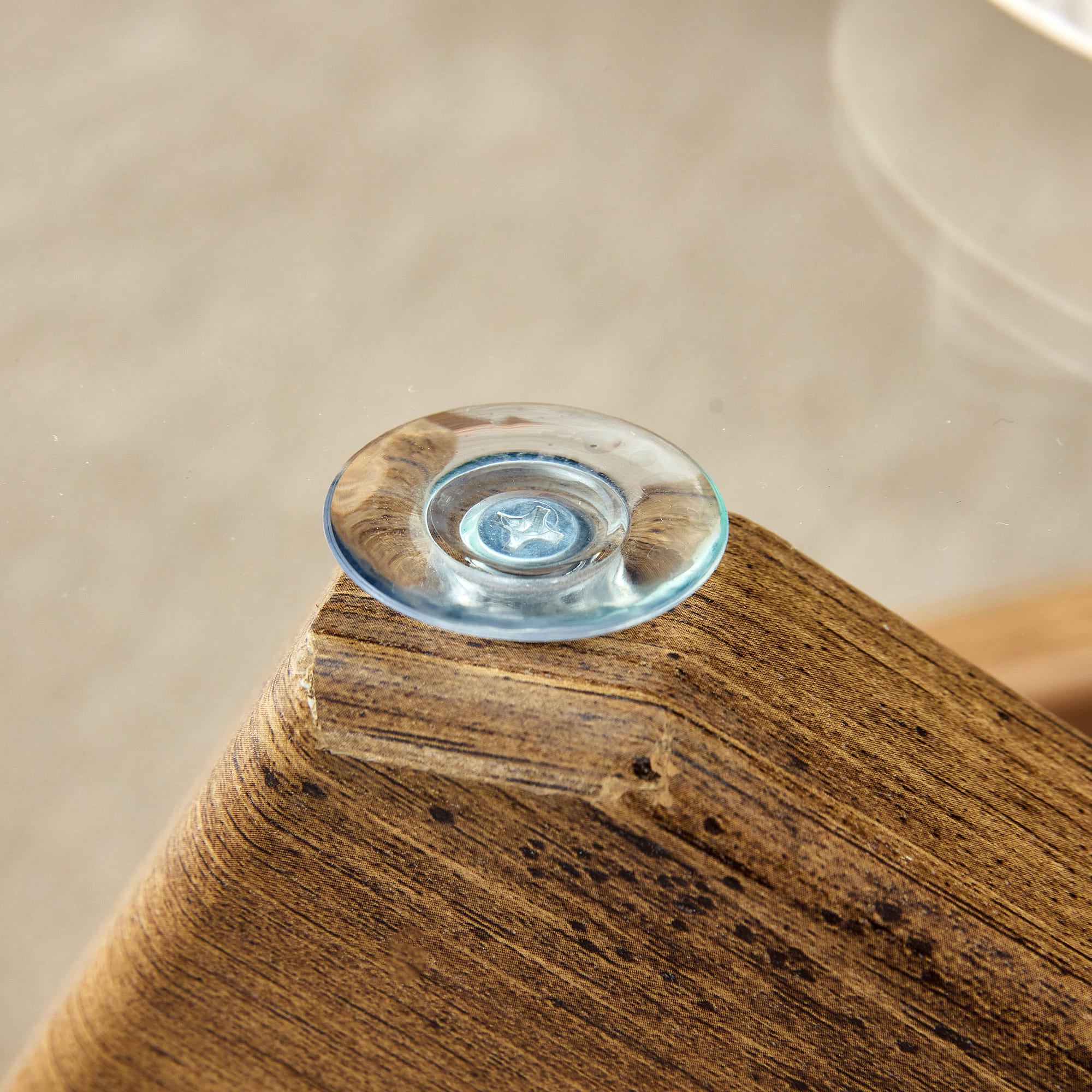 33.4"W Modern Circular Glass Coffee Table