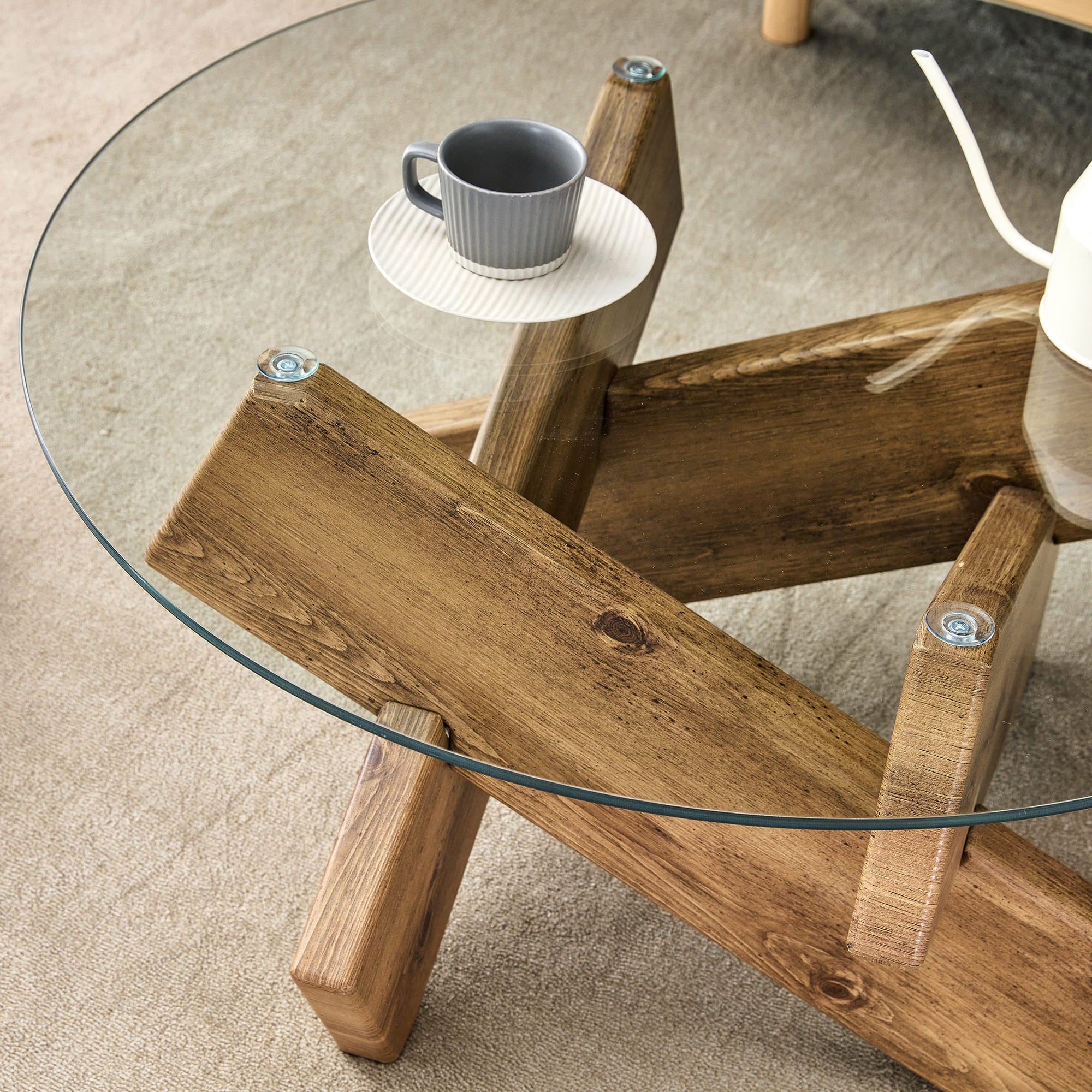 33.4"W Modern Circular Glass Coffee Table