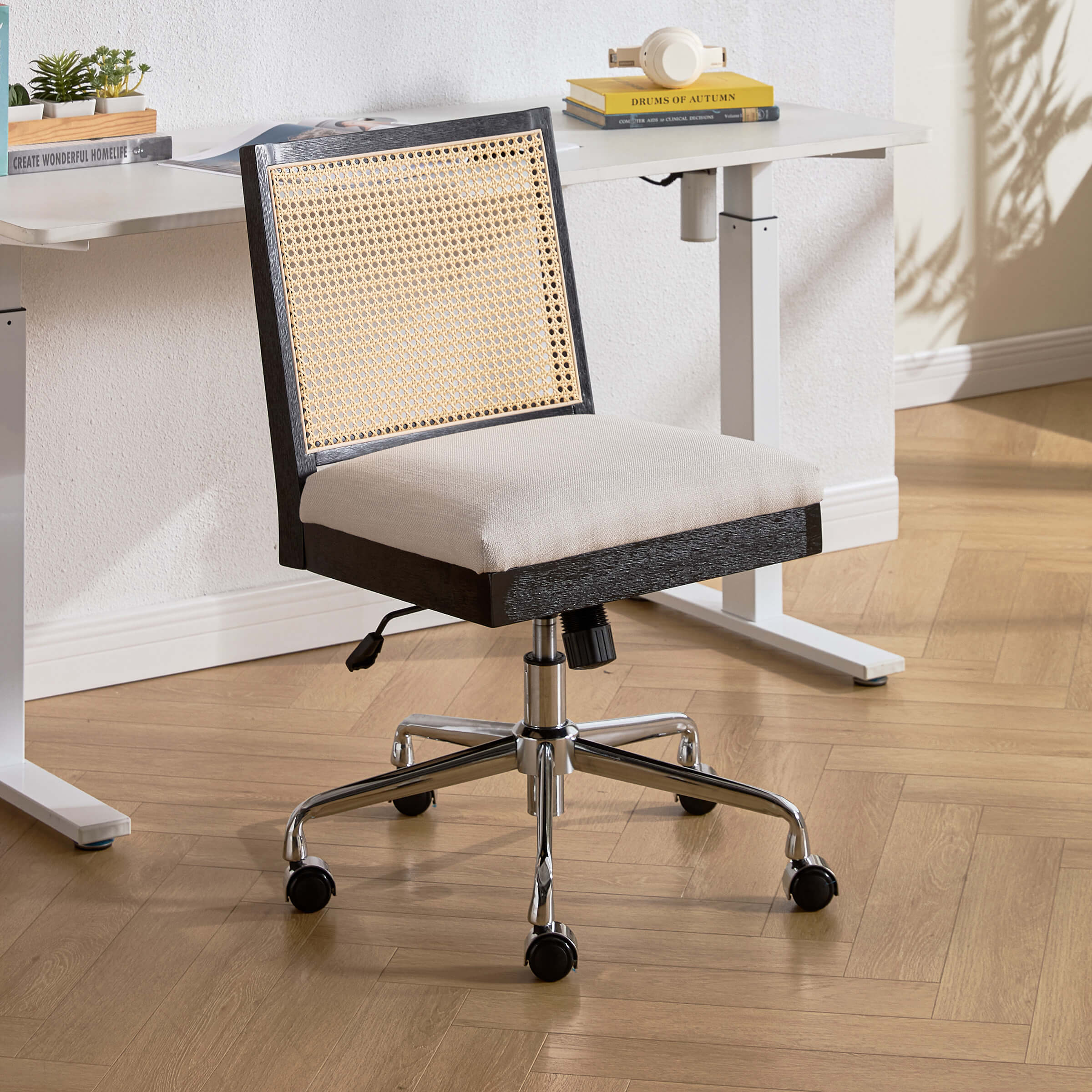 EALSON Rattan Back Adjustable Office Chair - 8069OC