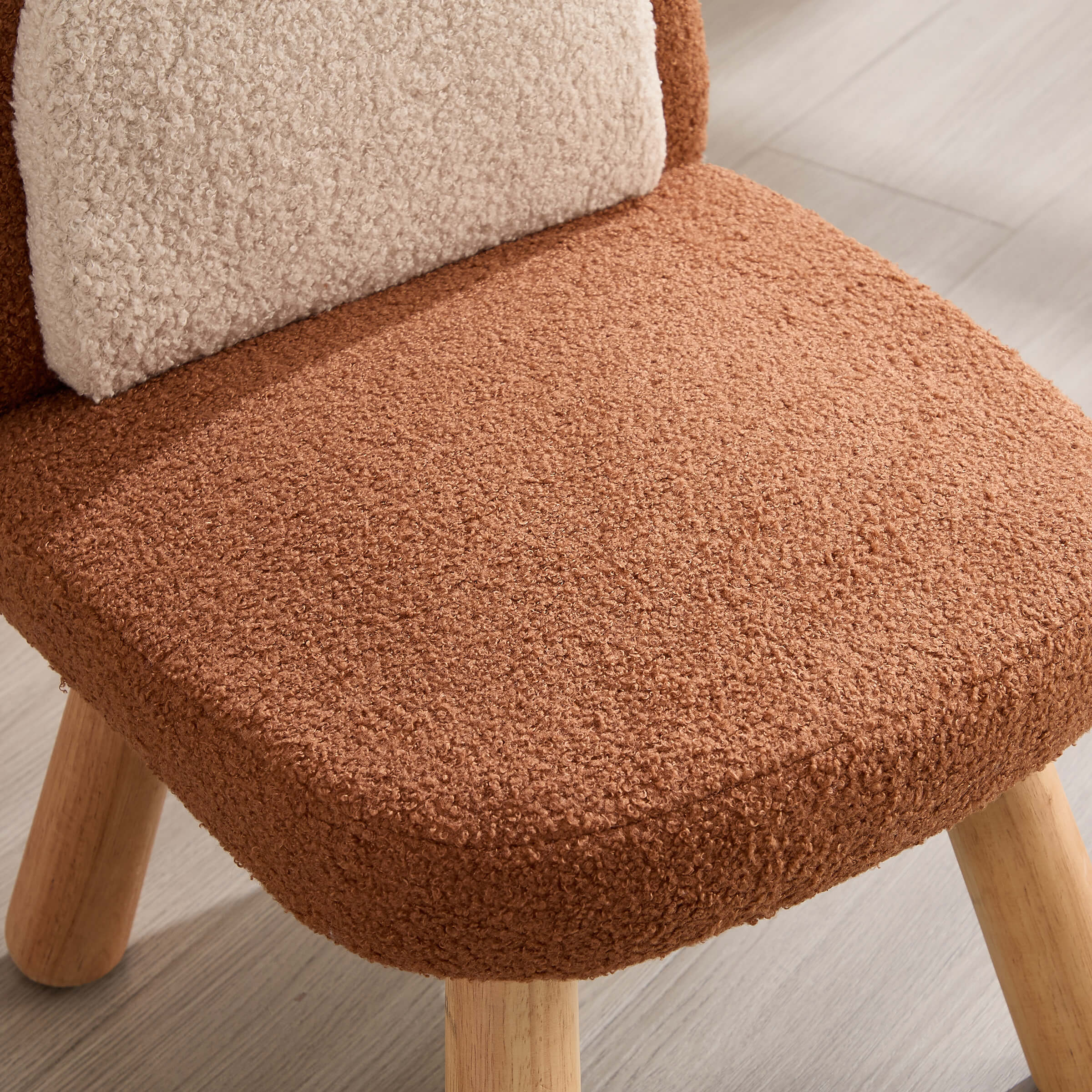 KMAX Soft Round Shape Sherpa Kids Chair - 4016KC