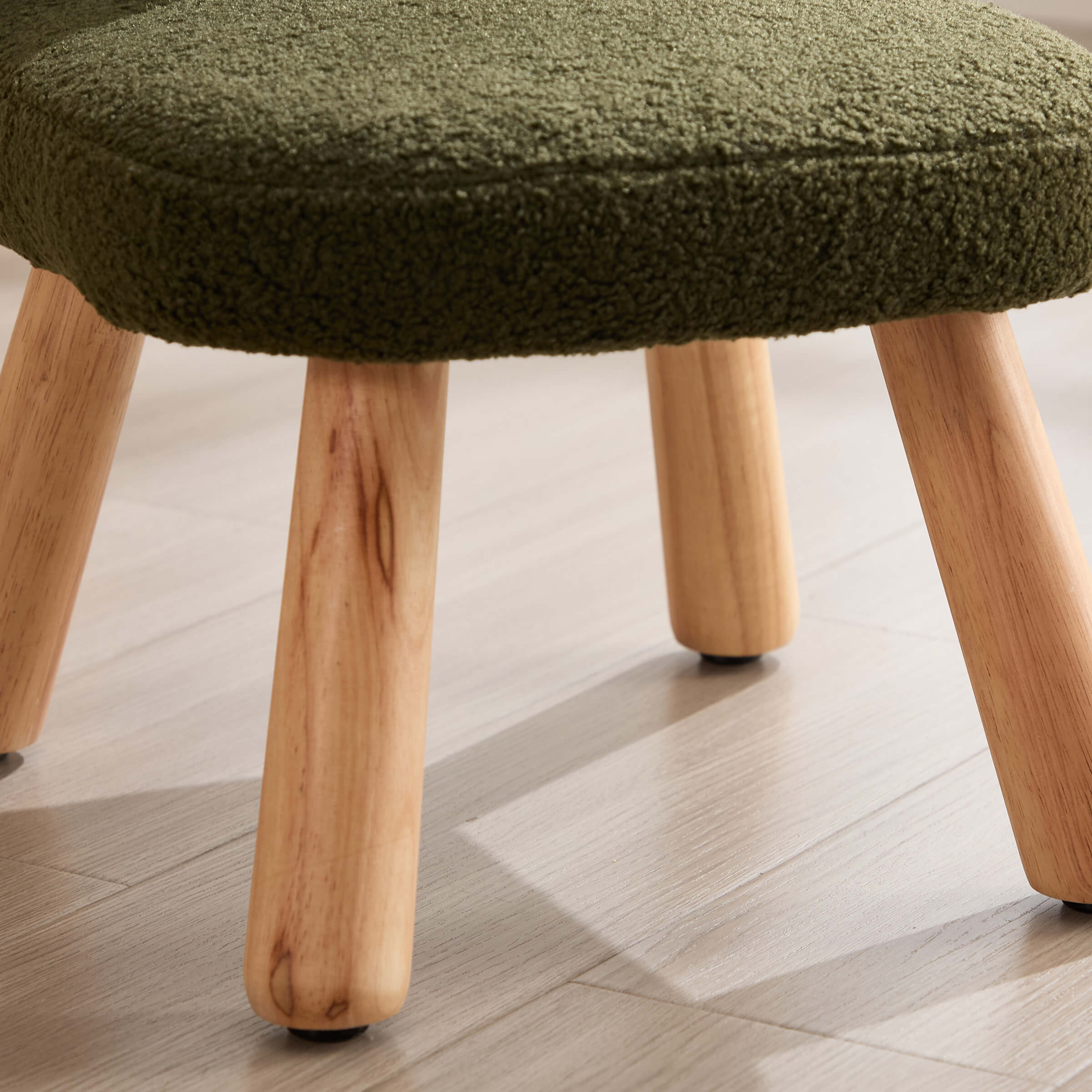 KMAX Soft Round Shape Sherpa Kids Chair - 4016KC