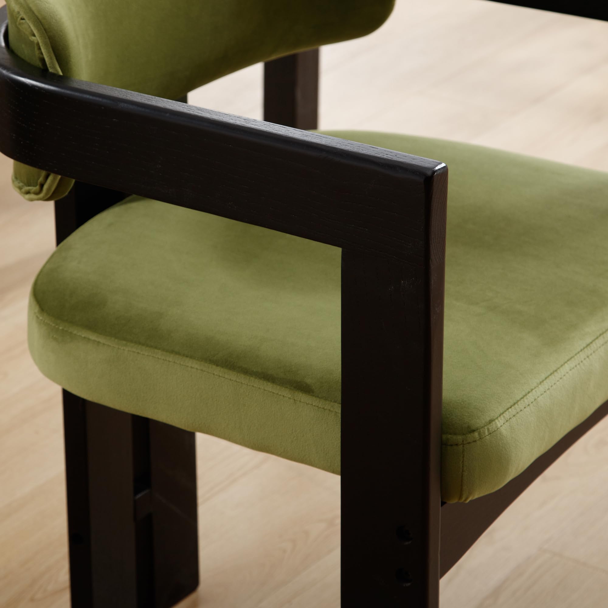 Janoray Farmhouse Dining Chairs Set of 2 - 23905DC