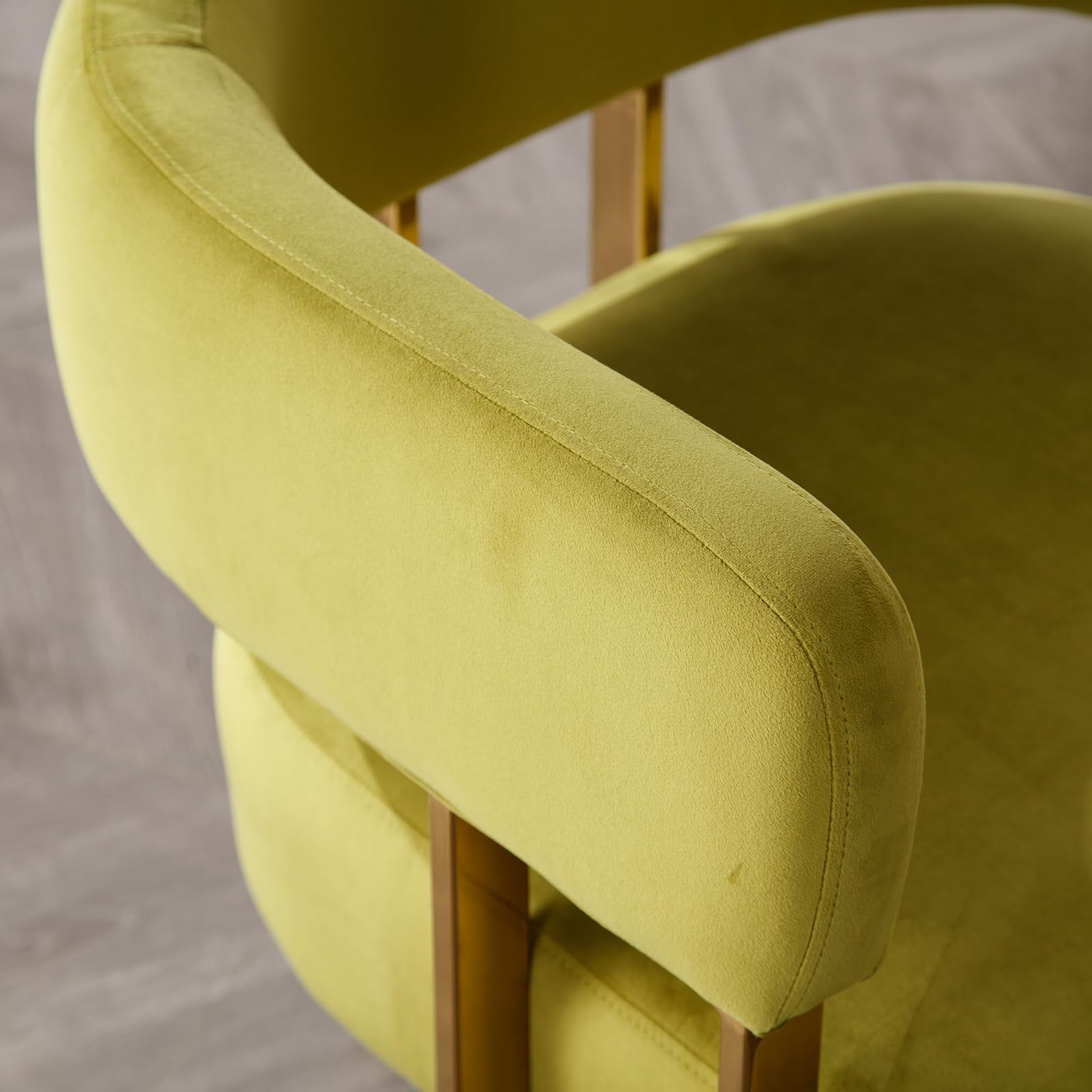 ZH4YOU Barrel Chair with Gold Metal Legs 1 PCS - 72005AC