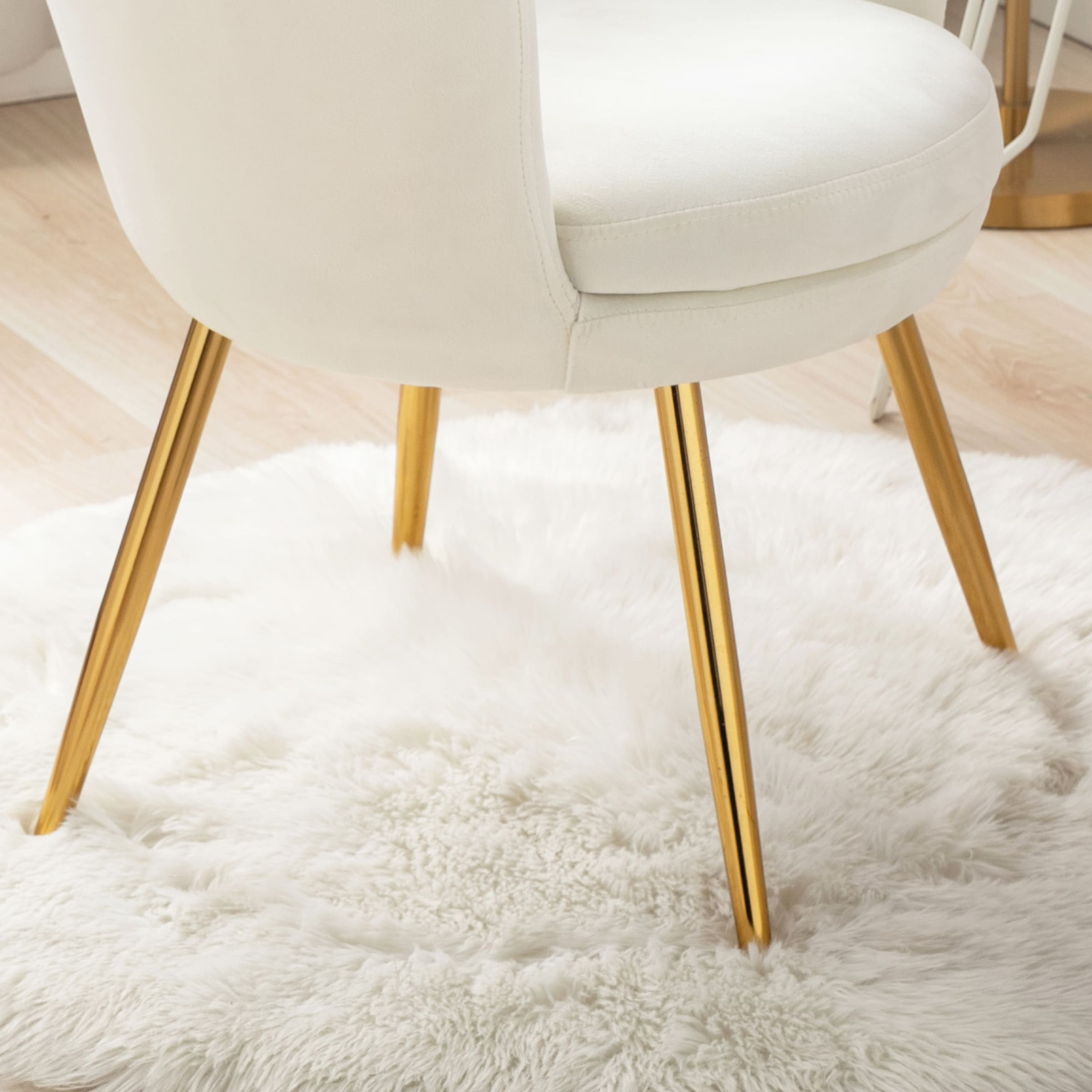 CHICAURA Modern Seashell Accent Chair 1 PCS - 1342AC