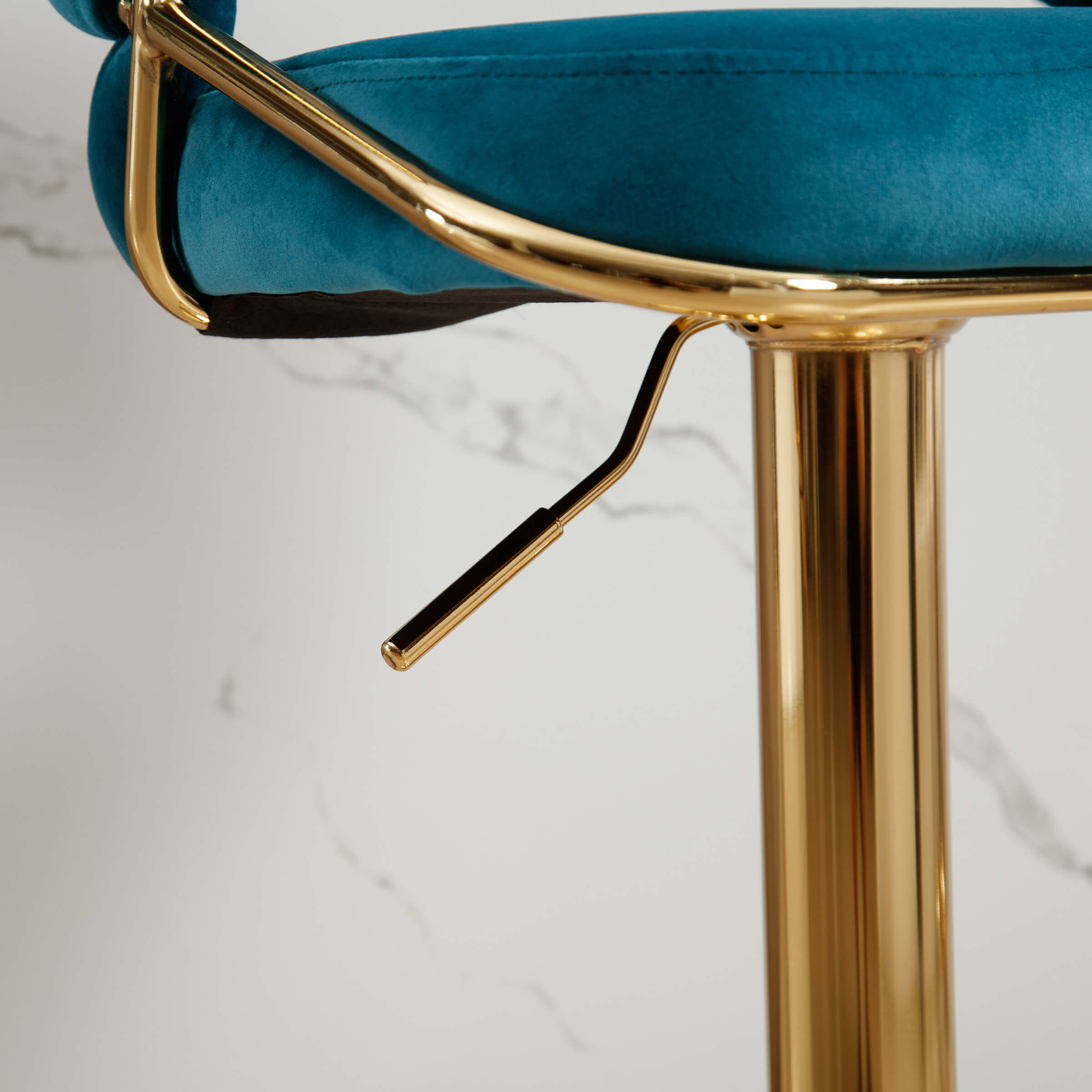 CHICAURA Woven Swivel Bar Stools Set of 2 - 1560AB