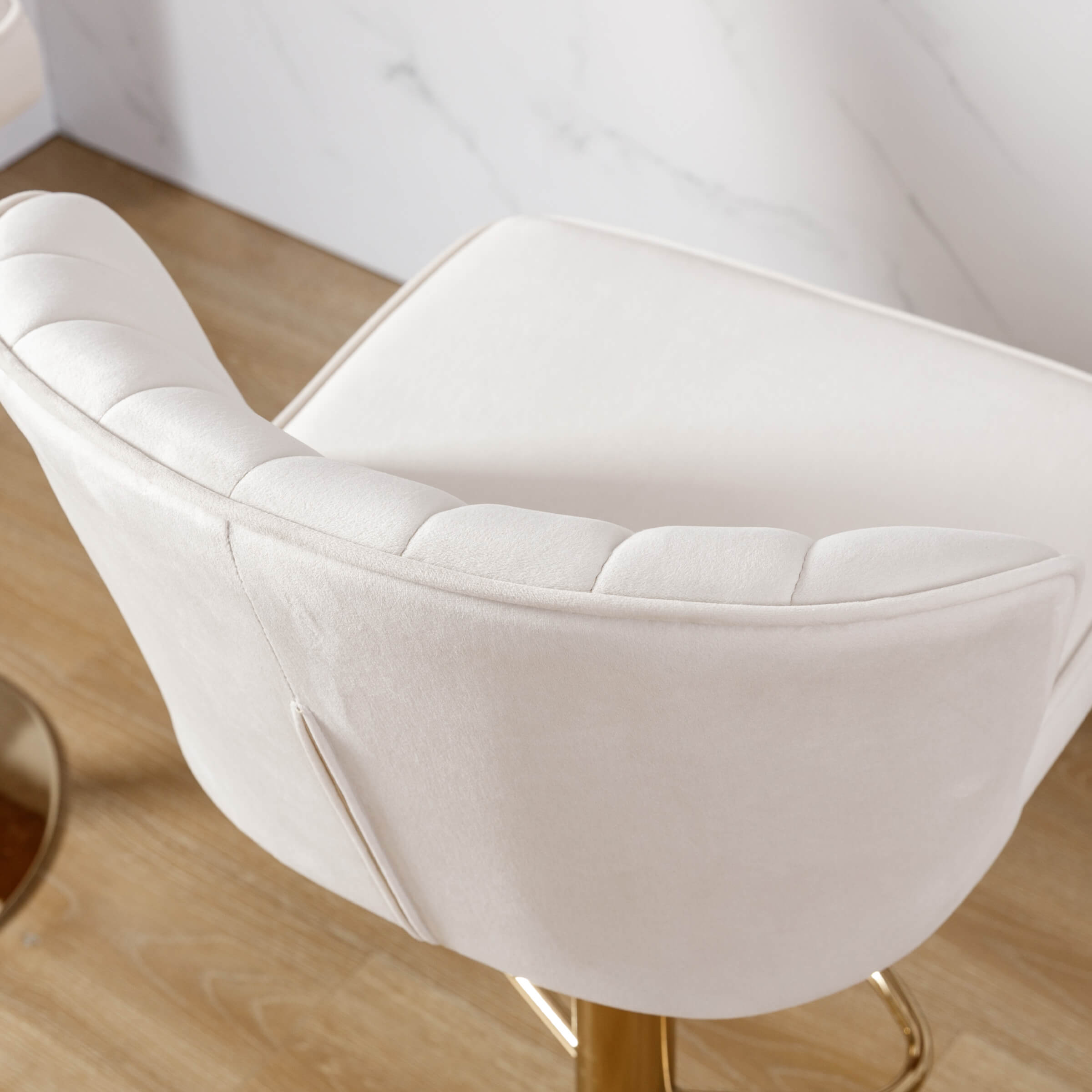 ROCITY Curved Back Counter Stools Set of 2 - 8684CS