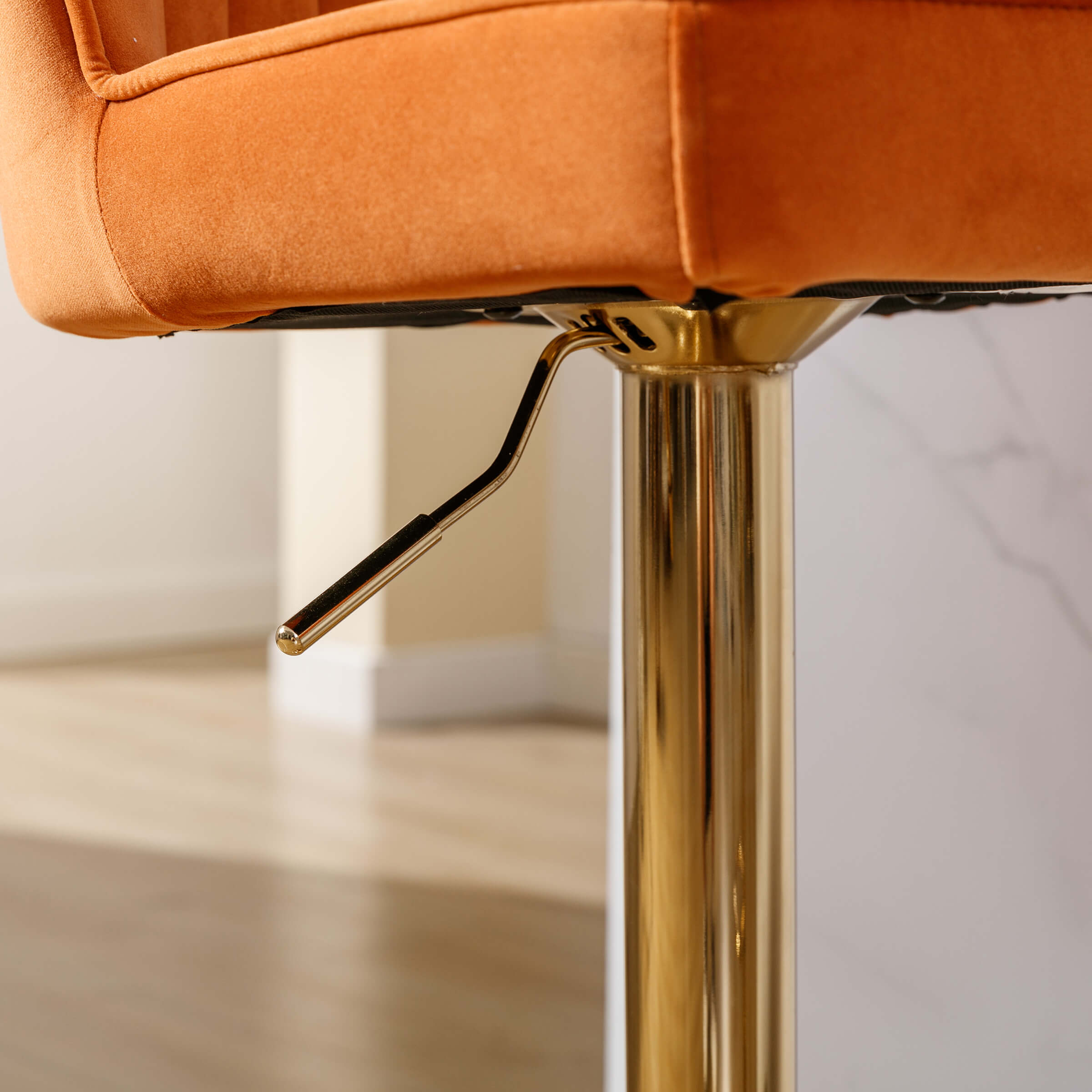 ROCITY Curved Back Counter Stools Set of 2 - 8684CS