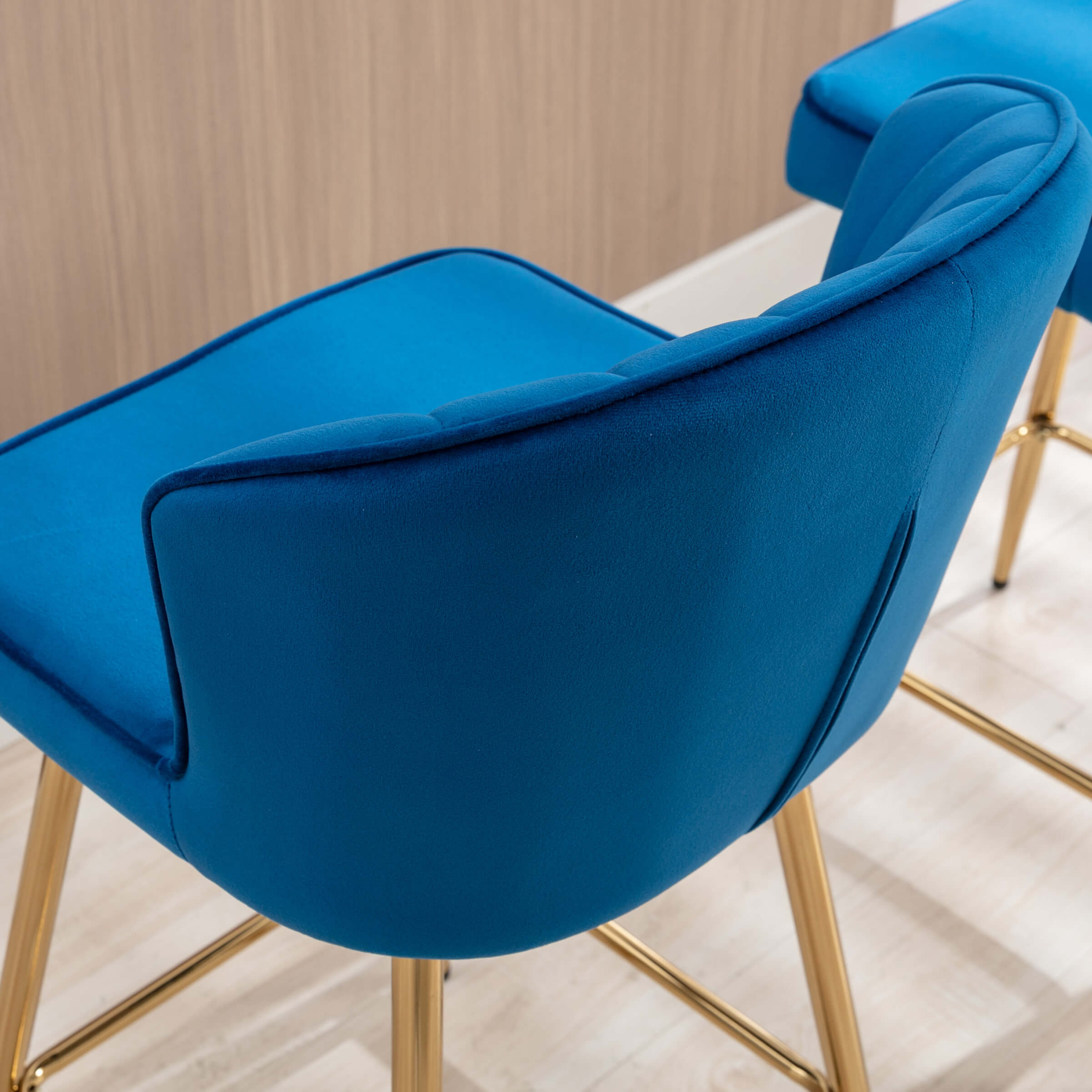 ROCITY Curved Back Counter Stools Set of 2 - 8684CS