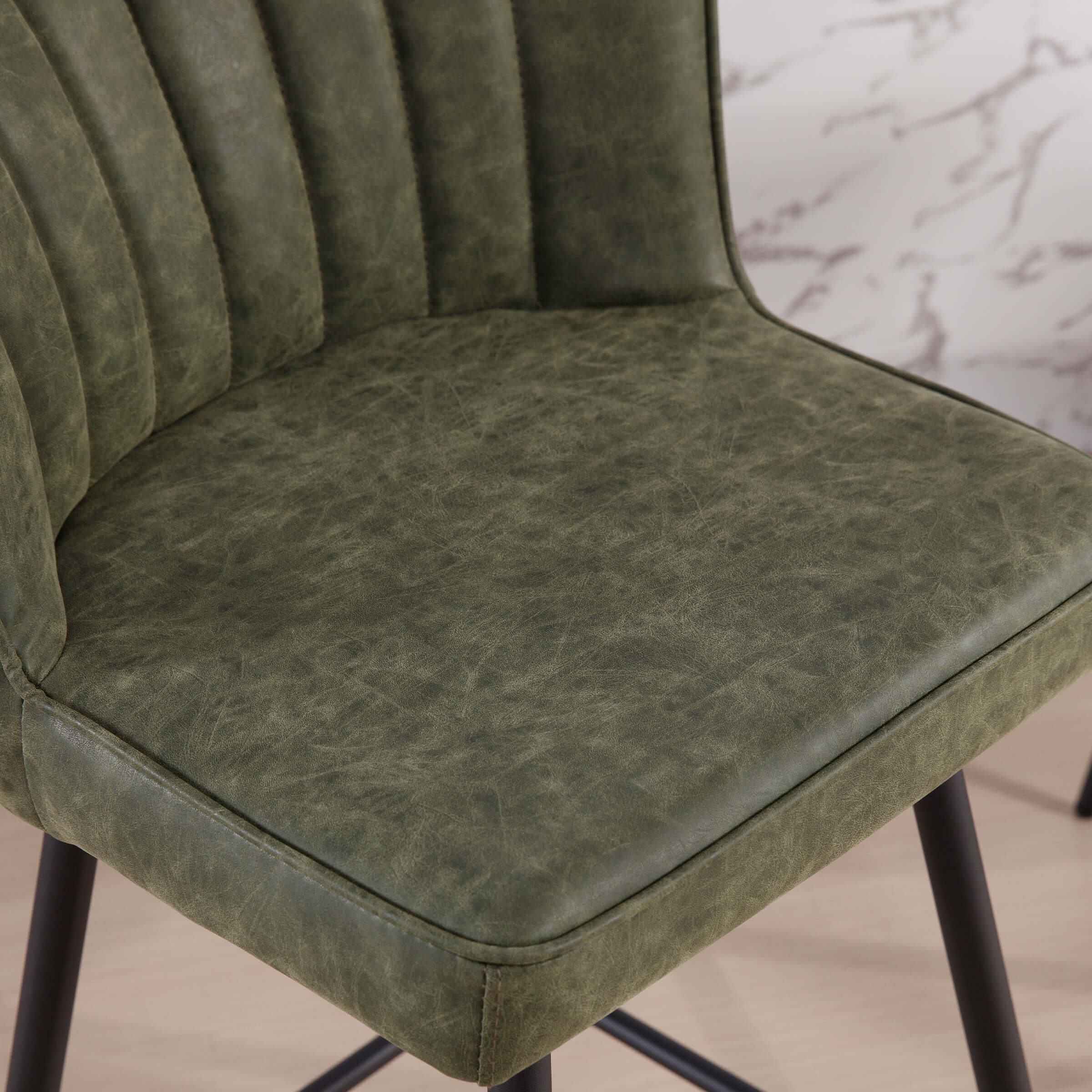 ROCITY Curved Back Counter Stools Set of 2 - 8684CS