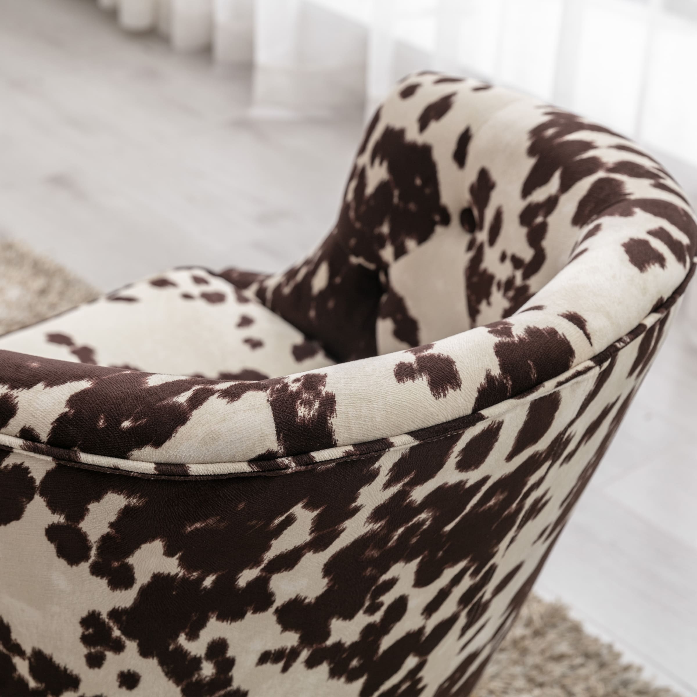 CHICAURA Modern Cow Accent Chair 1 PCS - 8695AC