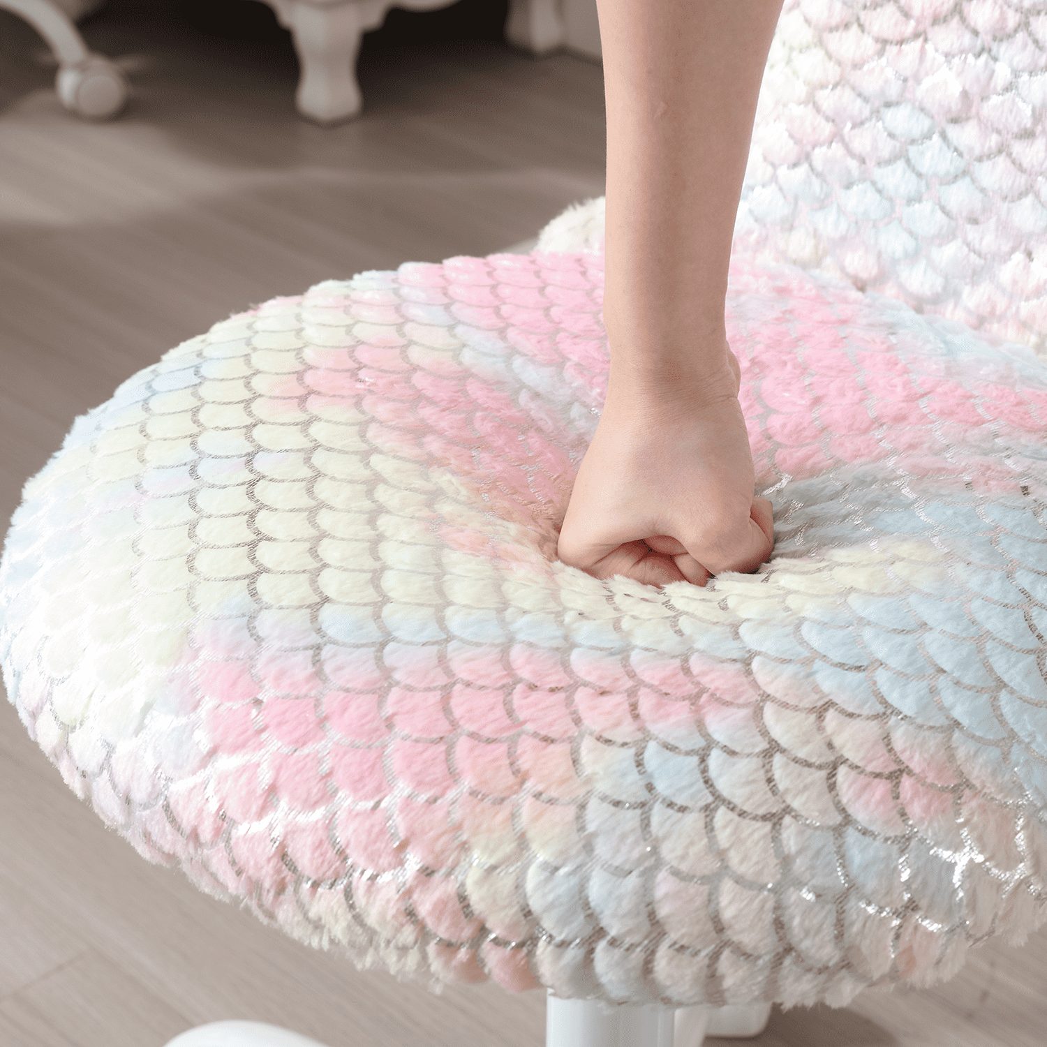 ROCITY Adjustable Swivel Mermaid Back Kids Chair 1 PCS - 1722KC