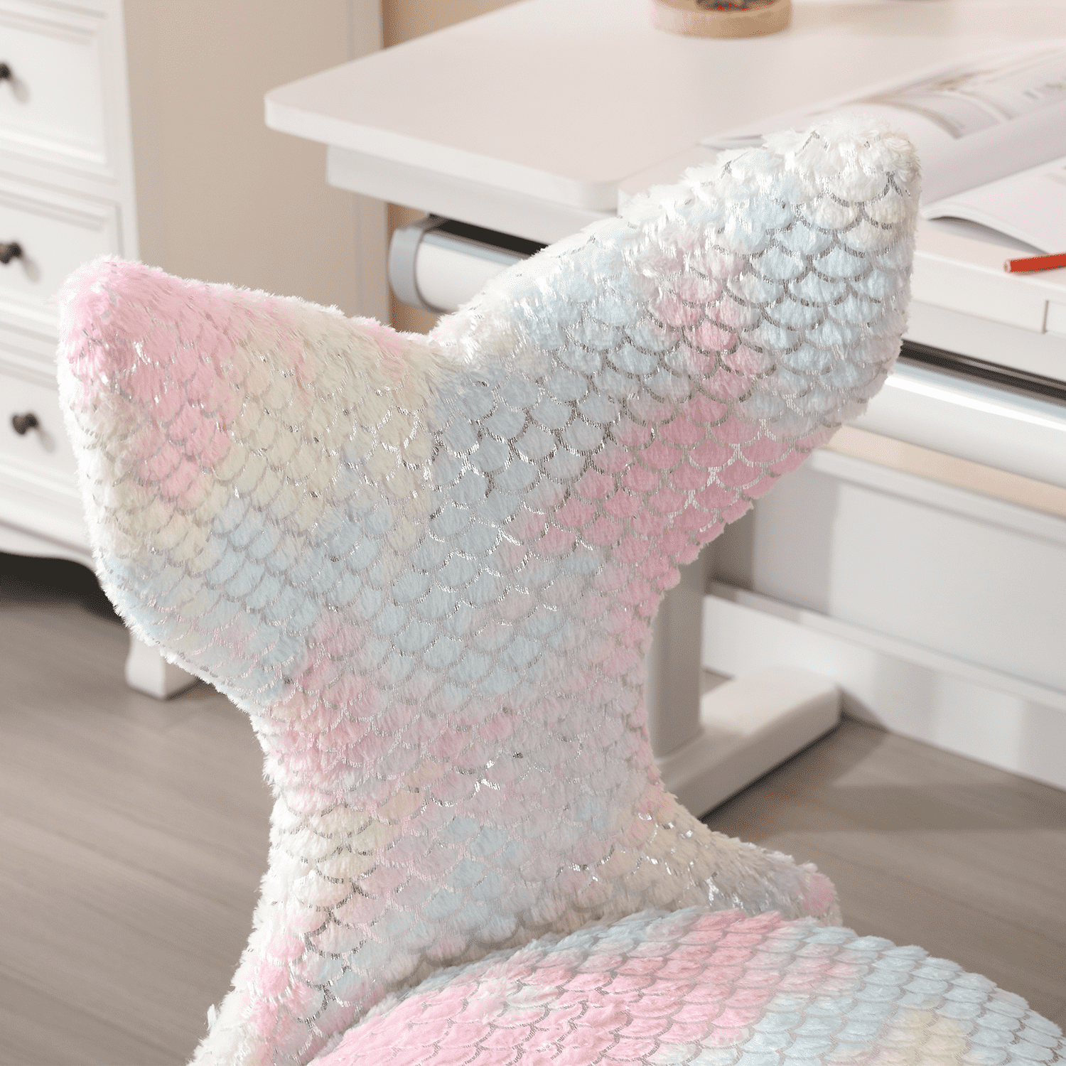 ROCITY Adjustable Swivel Mermaid Back Kids Chair 1 PCS - 1722KC