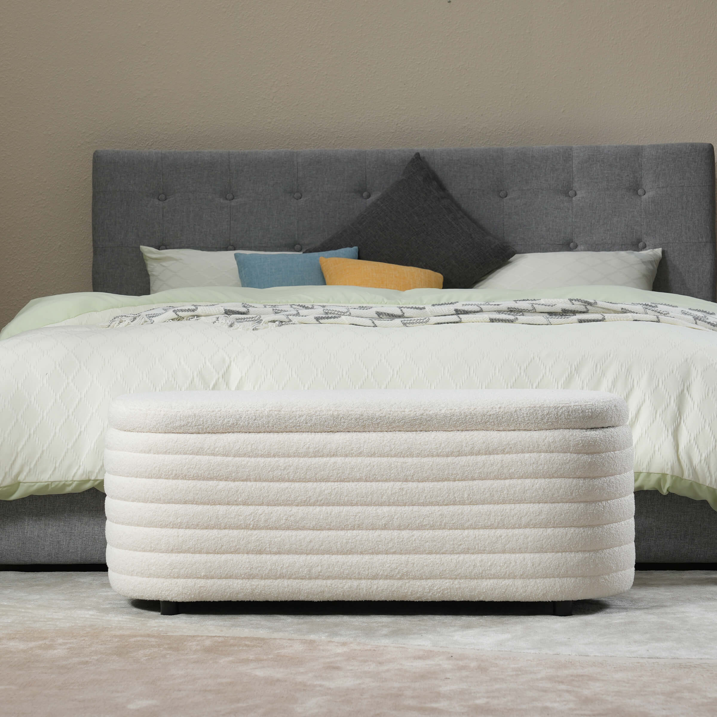 ROCITY 45" Comfy Upholstered Storage Bench - 2436BH