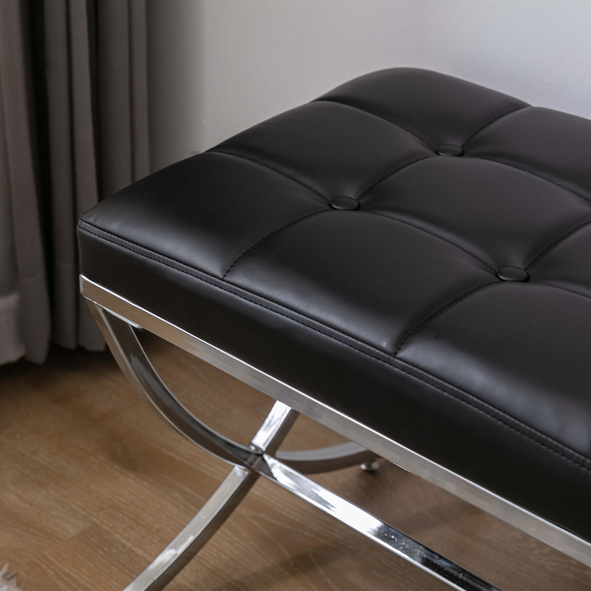 ROCITY Modern Button Tufted Entryway Bench - 3075BH