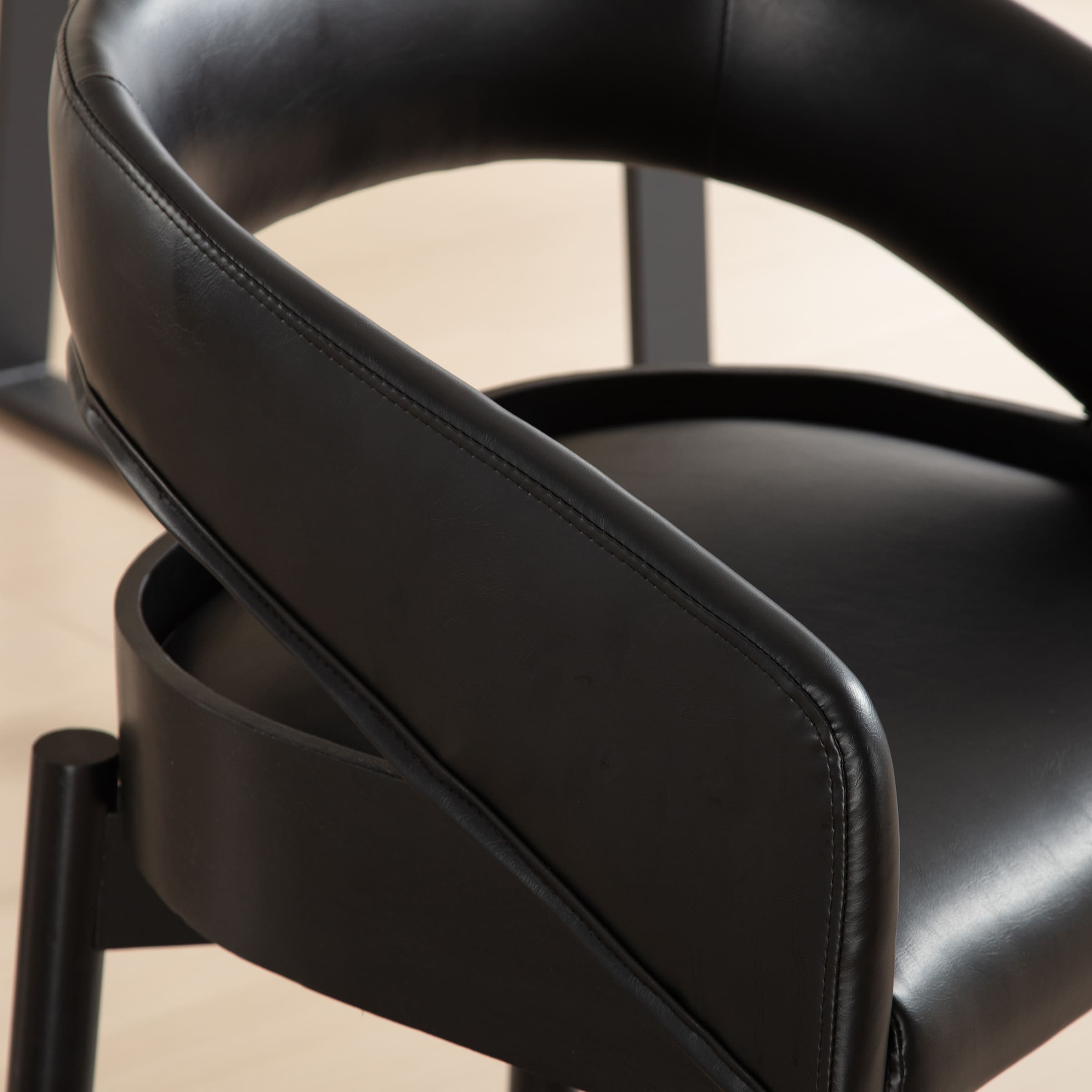 ROCITY Open Barrel Curved Back Dining Chairs Set of 2 - 1999DC