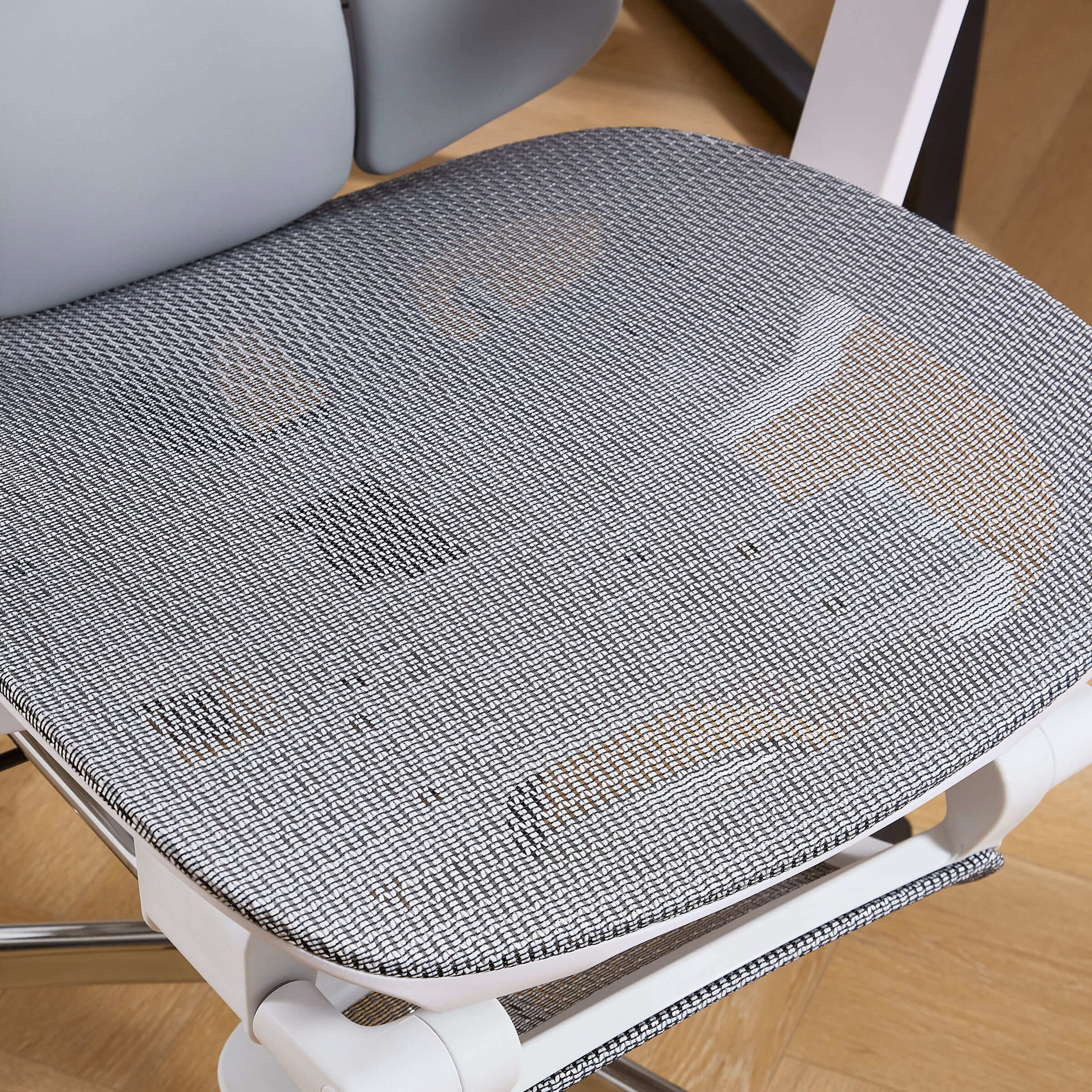 Kmax Adjustable Freely Tilt Lock High Back Office Chair - 7011OC