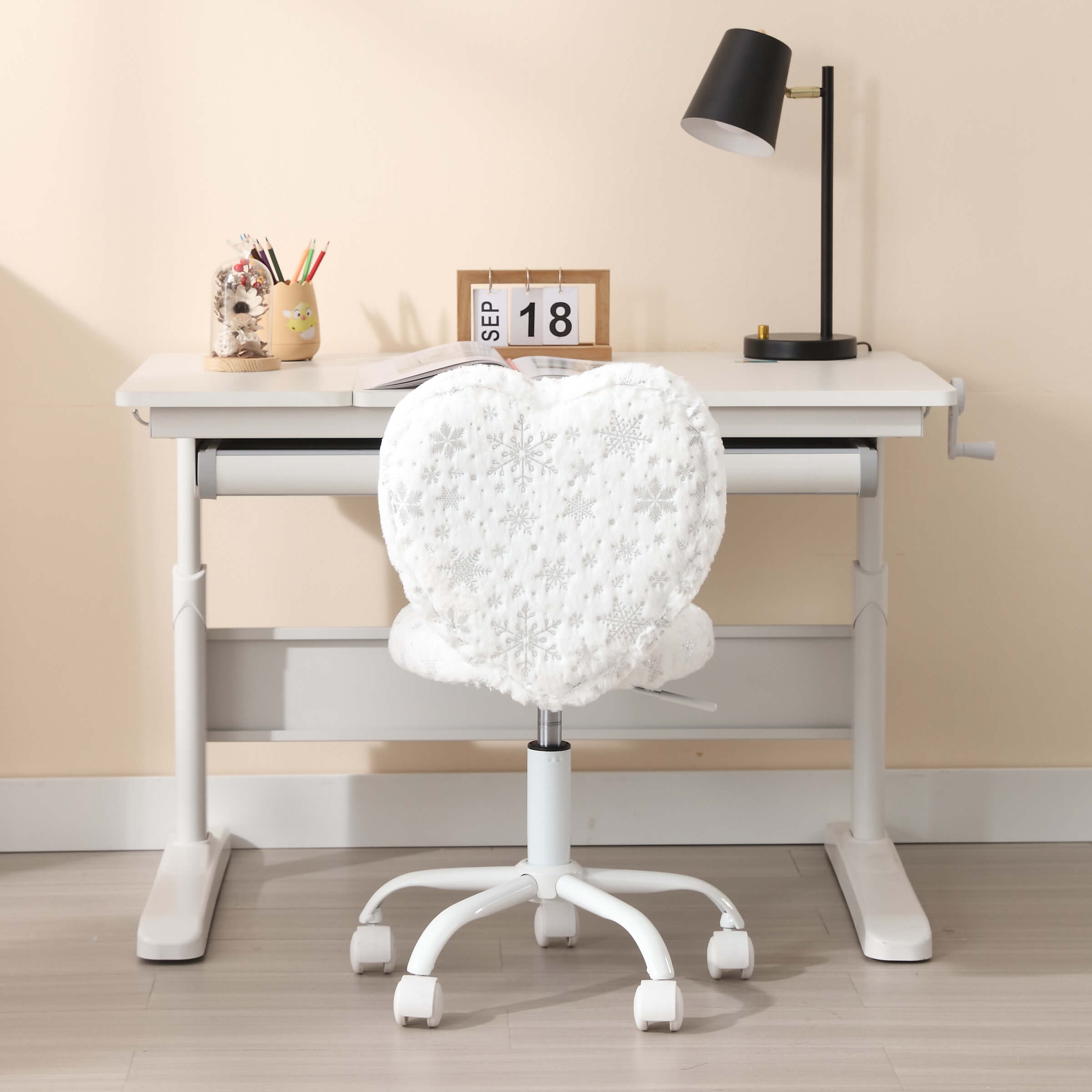 Kmax Rolling Cute Adjustable Swivel Kids Office Chair 1 PCS - 1412KC