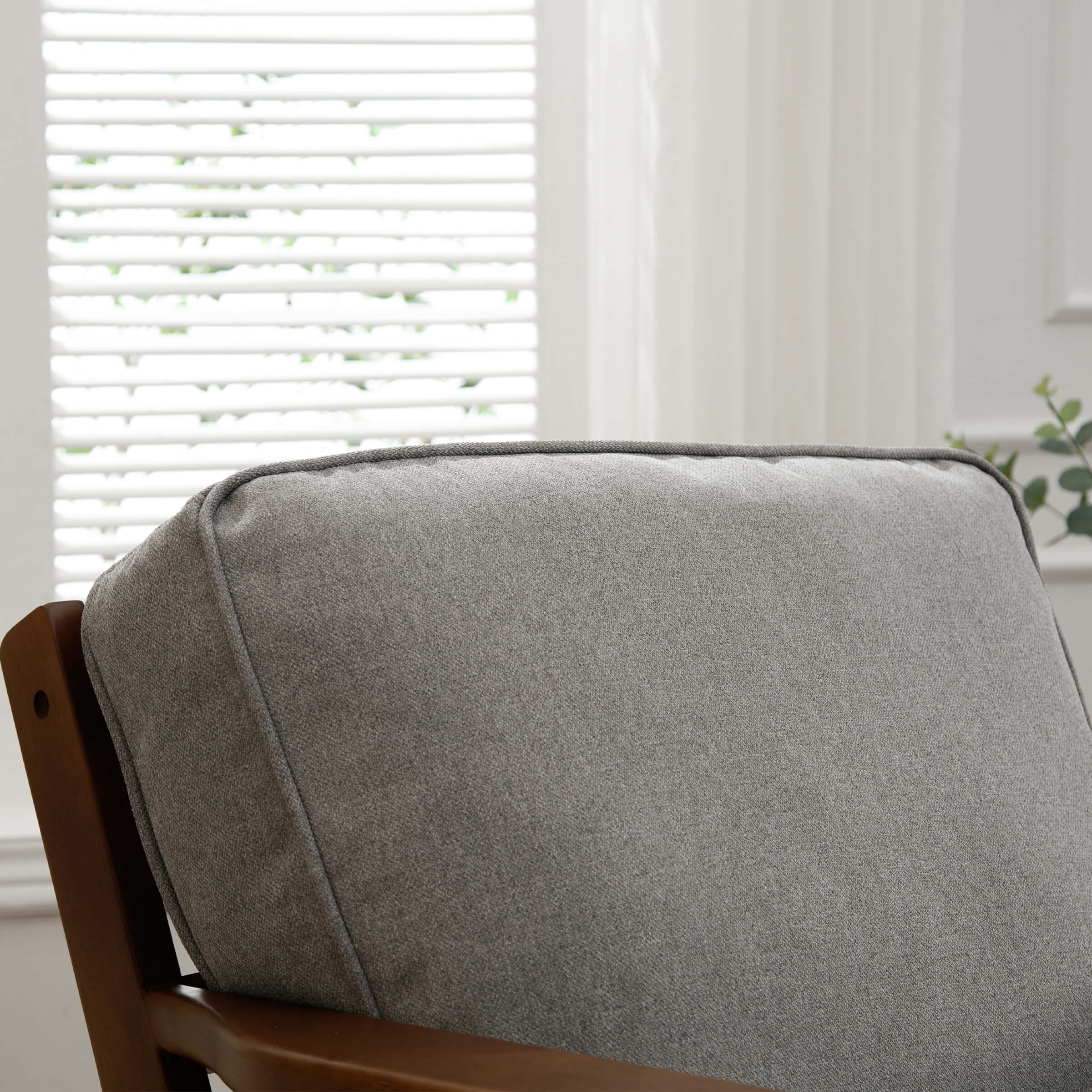 ROCITY Mid-Century Upholstered Armchair with Ottoman - 3649AO