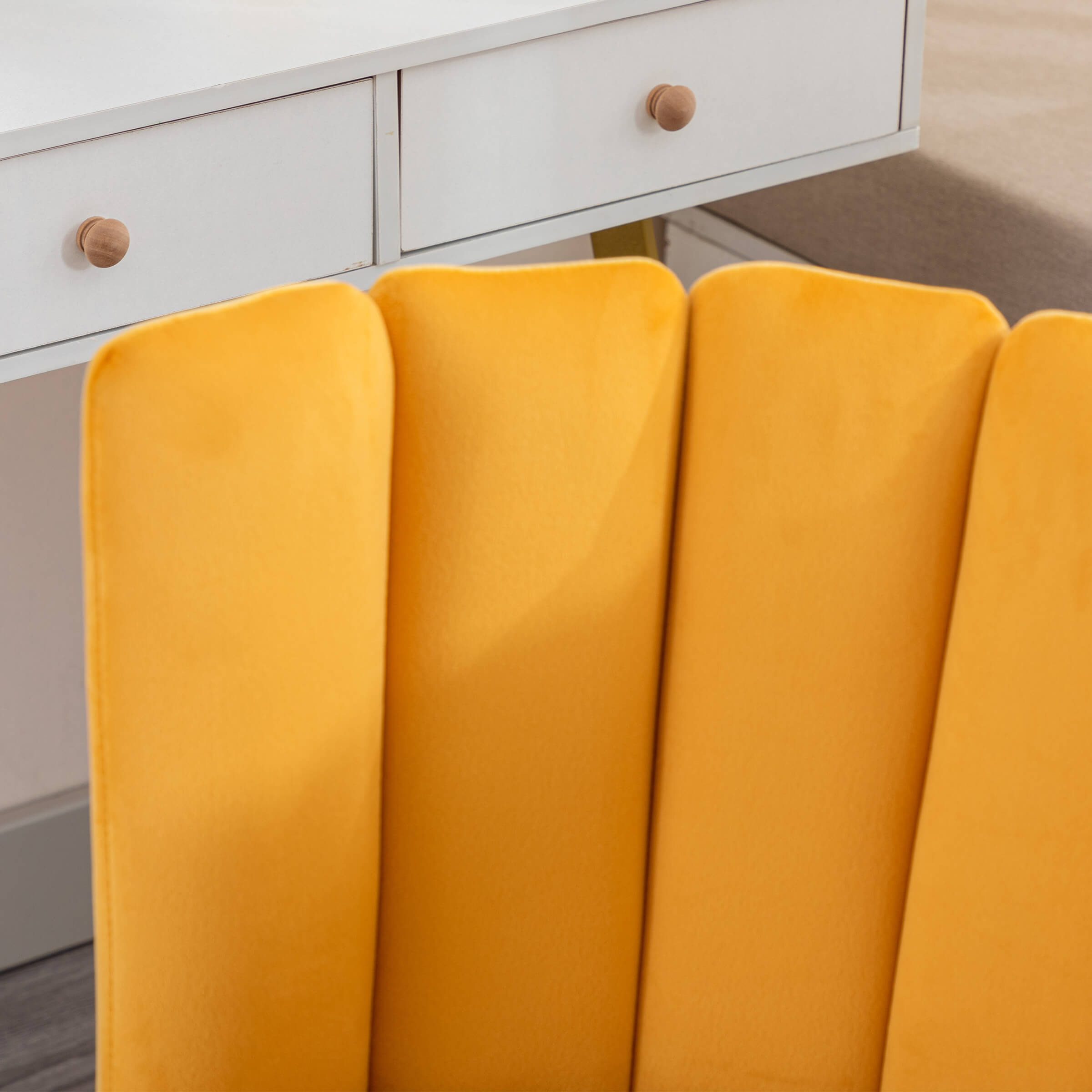 CHICAURA Modern Metal Legs Dining Chairs Set of 2 - 9029DC