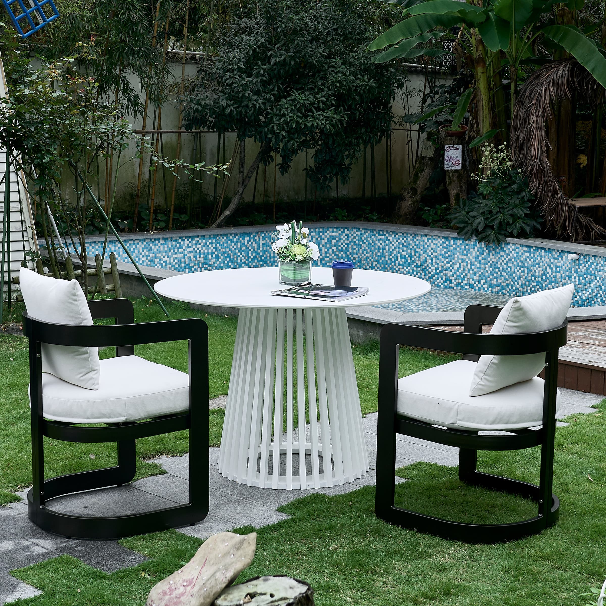 ROCITY Metal Frame Outdoor Chairs Set of 2 - 2063DC