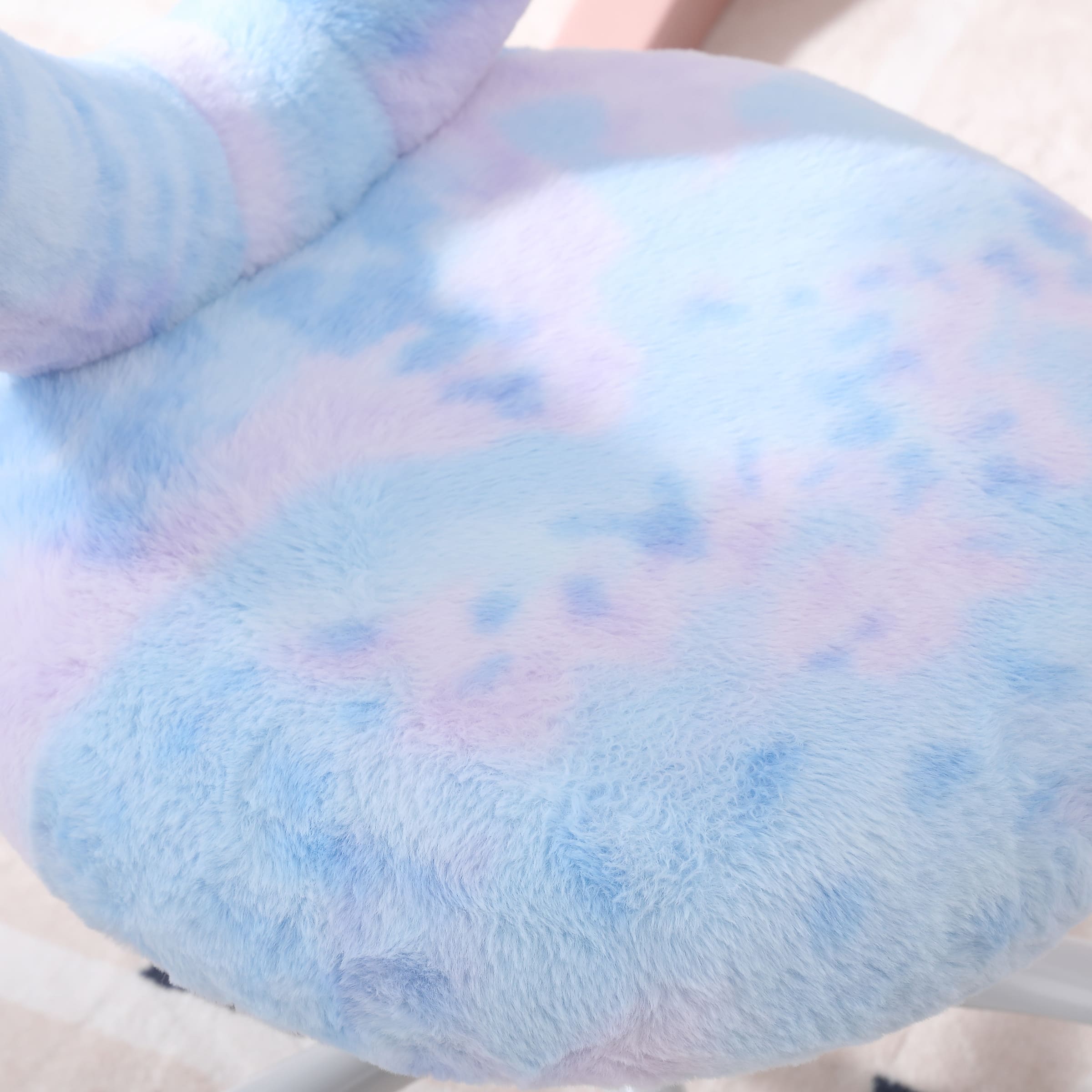 ROCITY Adjustable Rolling Kids Desk Chair with Heart-Shape Back - 7002KC