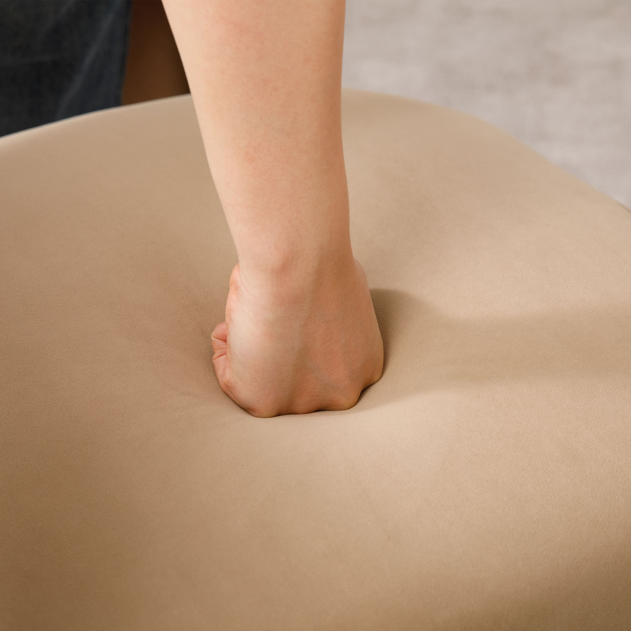 ROCITY Modern Barrel Dining Room Chair 1 PCS - 10063DC