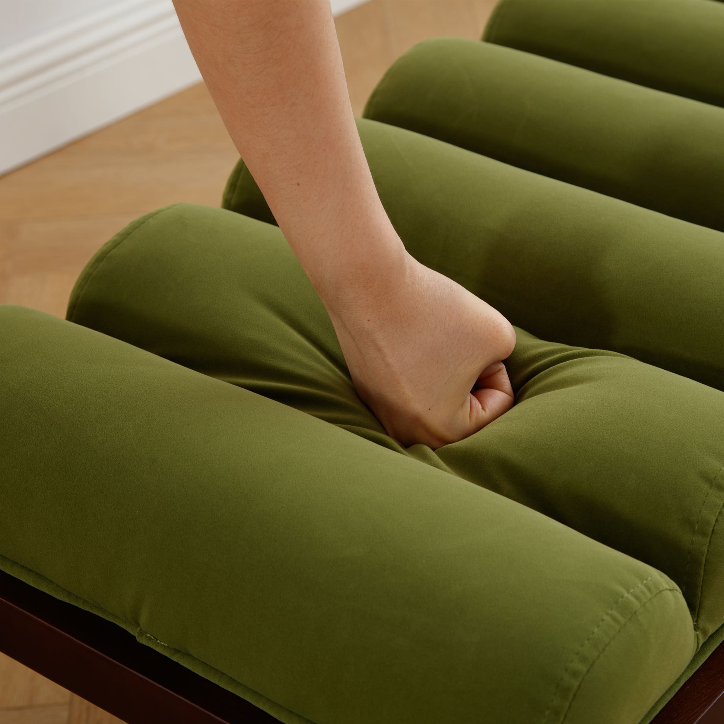 EALSON Modern Padded Wood Frame Bench - 2639BH