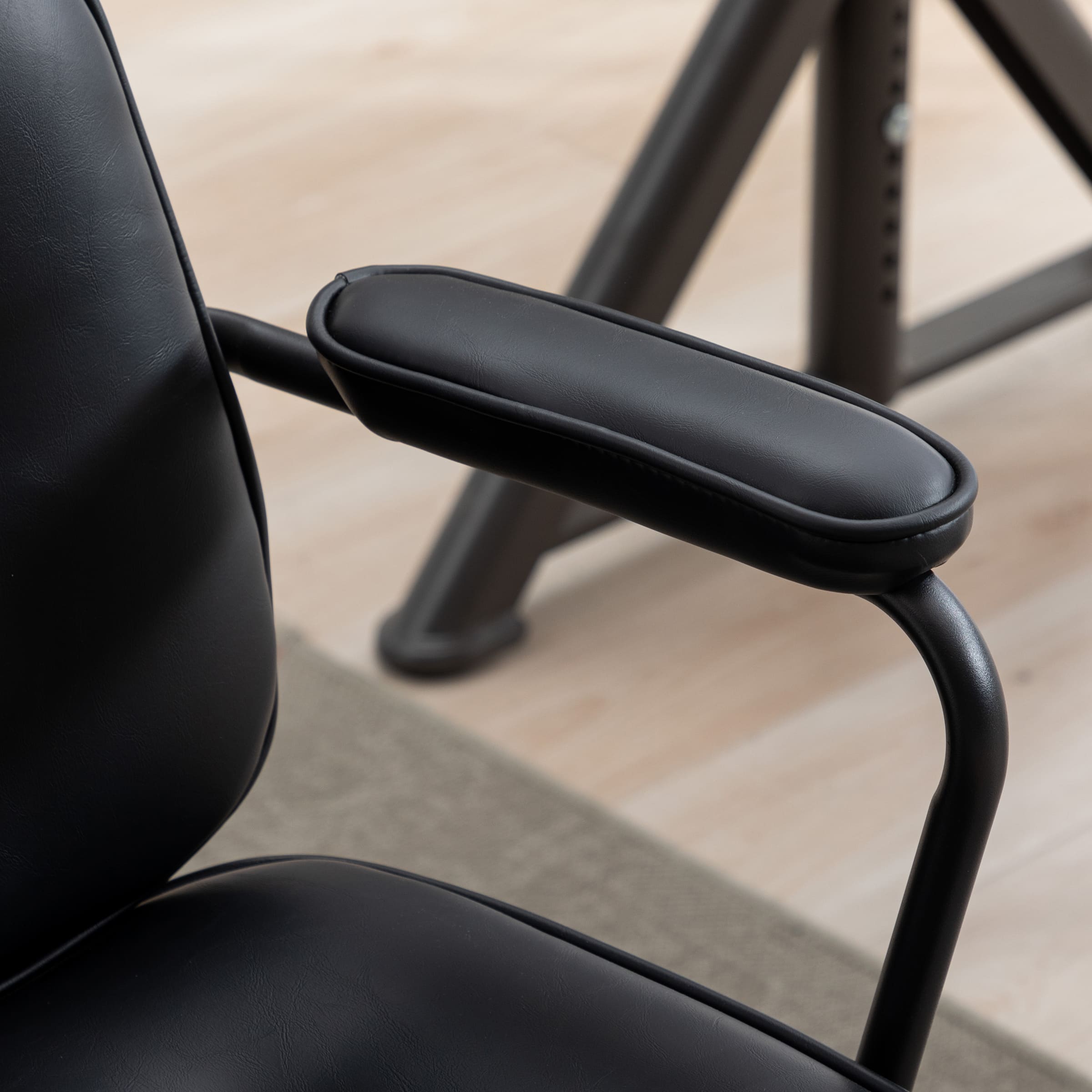 ROCITY Swivel Leather Home Office Chair 1 PCS - X221OC