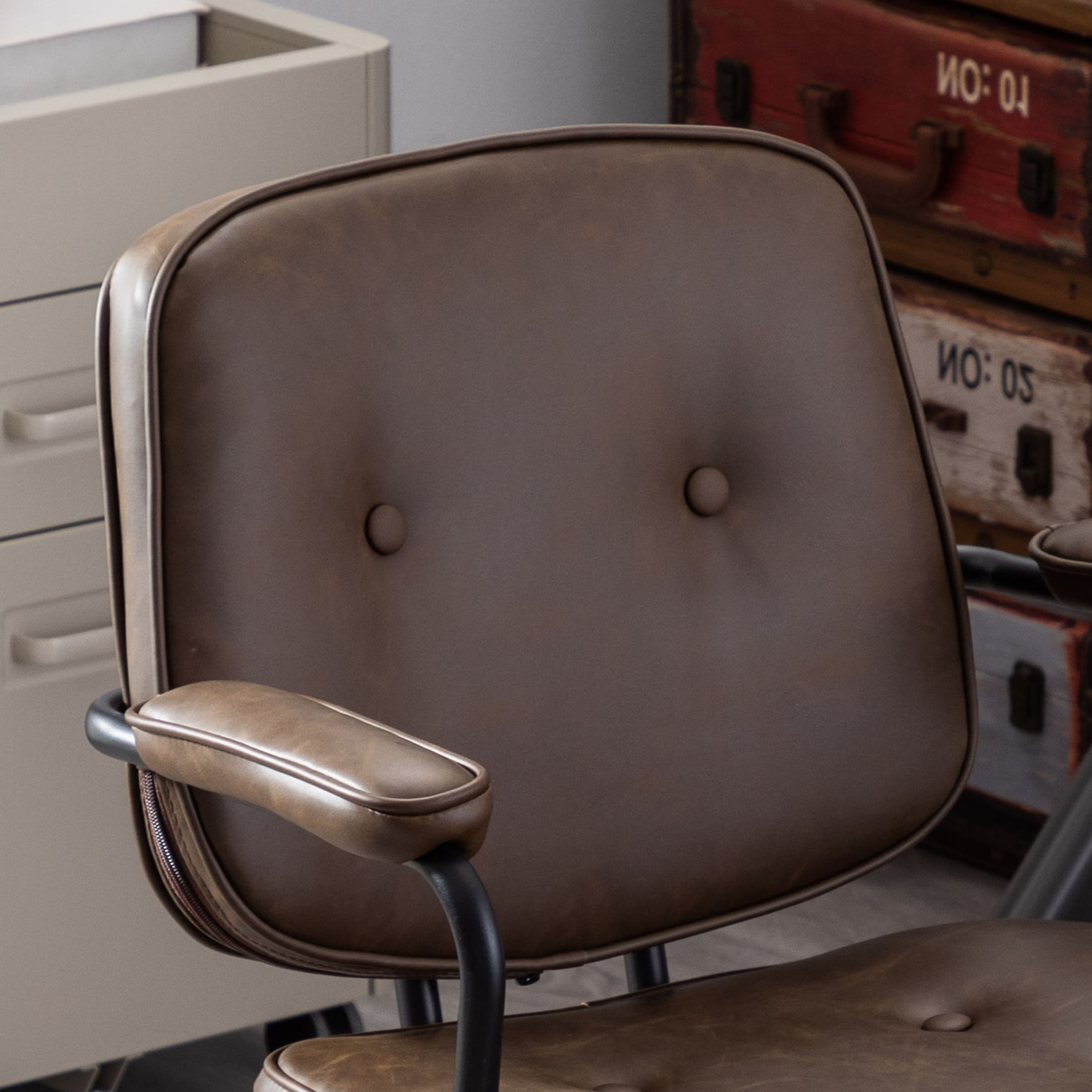 ROCITY Swivel Leather Home Office Chair 1 PCS - X221OC