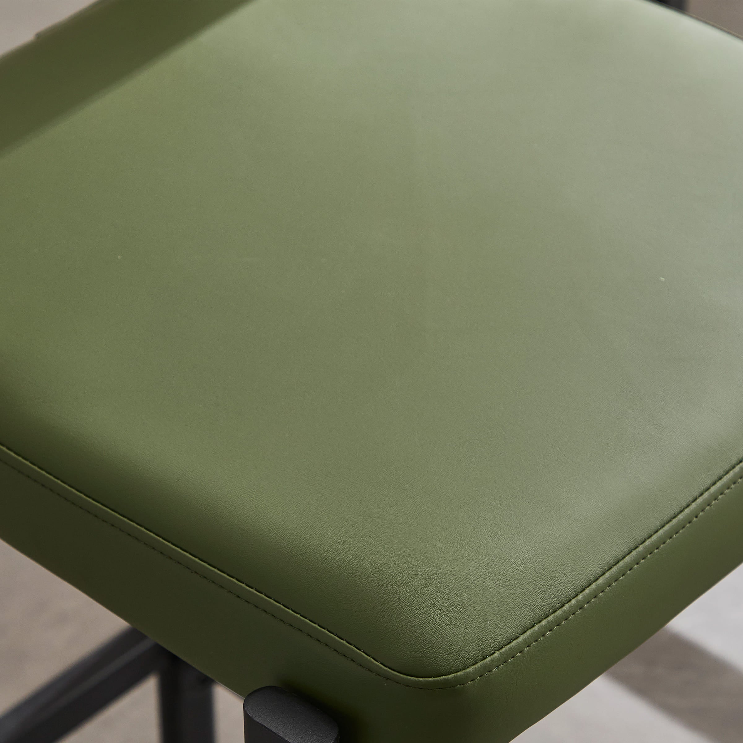 VESCASA 26"H Lucas Metal Counter Stools Set of 2 - 24807CS