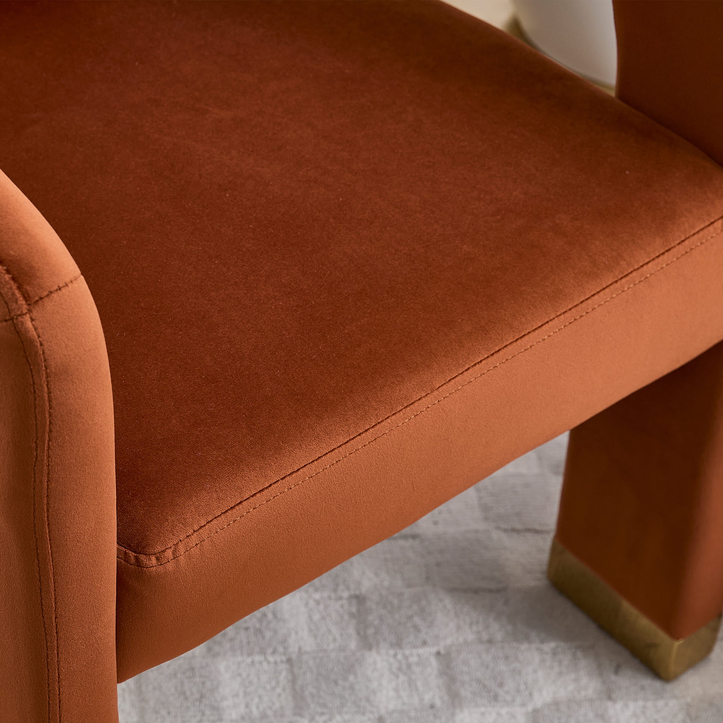 ZH4YOU Open-Back Velvet Barrel Dining Chair 1 PCS - 5202DC