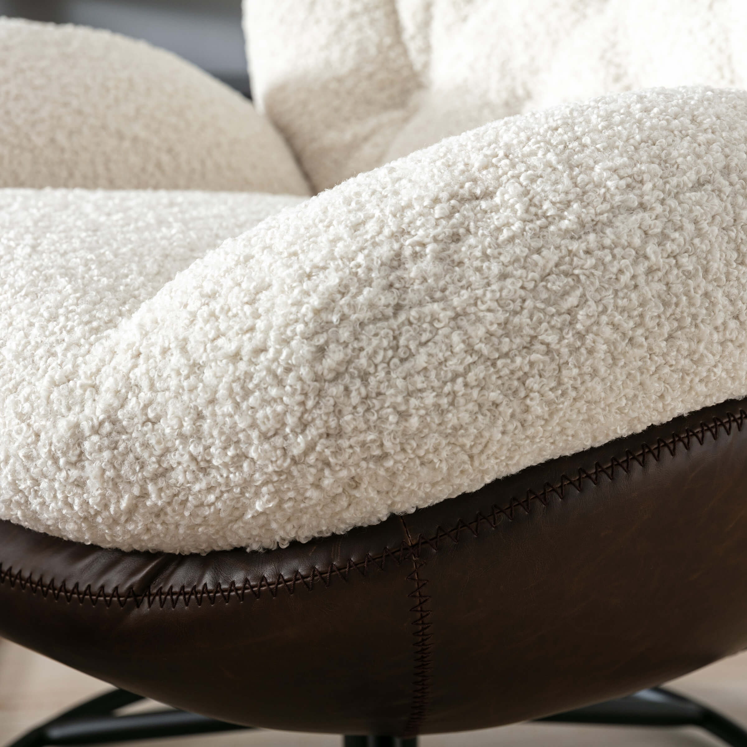 VESCASA Swivel Sherpa Accent Chair with Ottoman - 18841AO