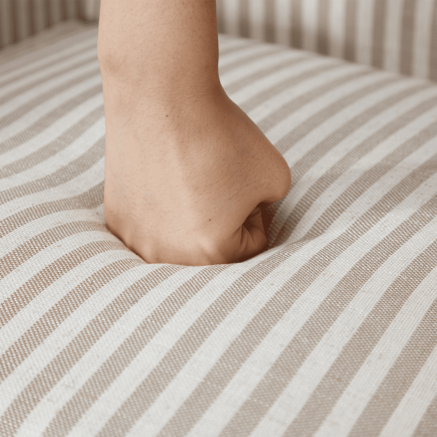 Janoray Curve Arms Accent Chair 1 PCS- 8375AC