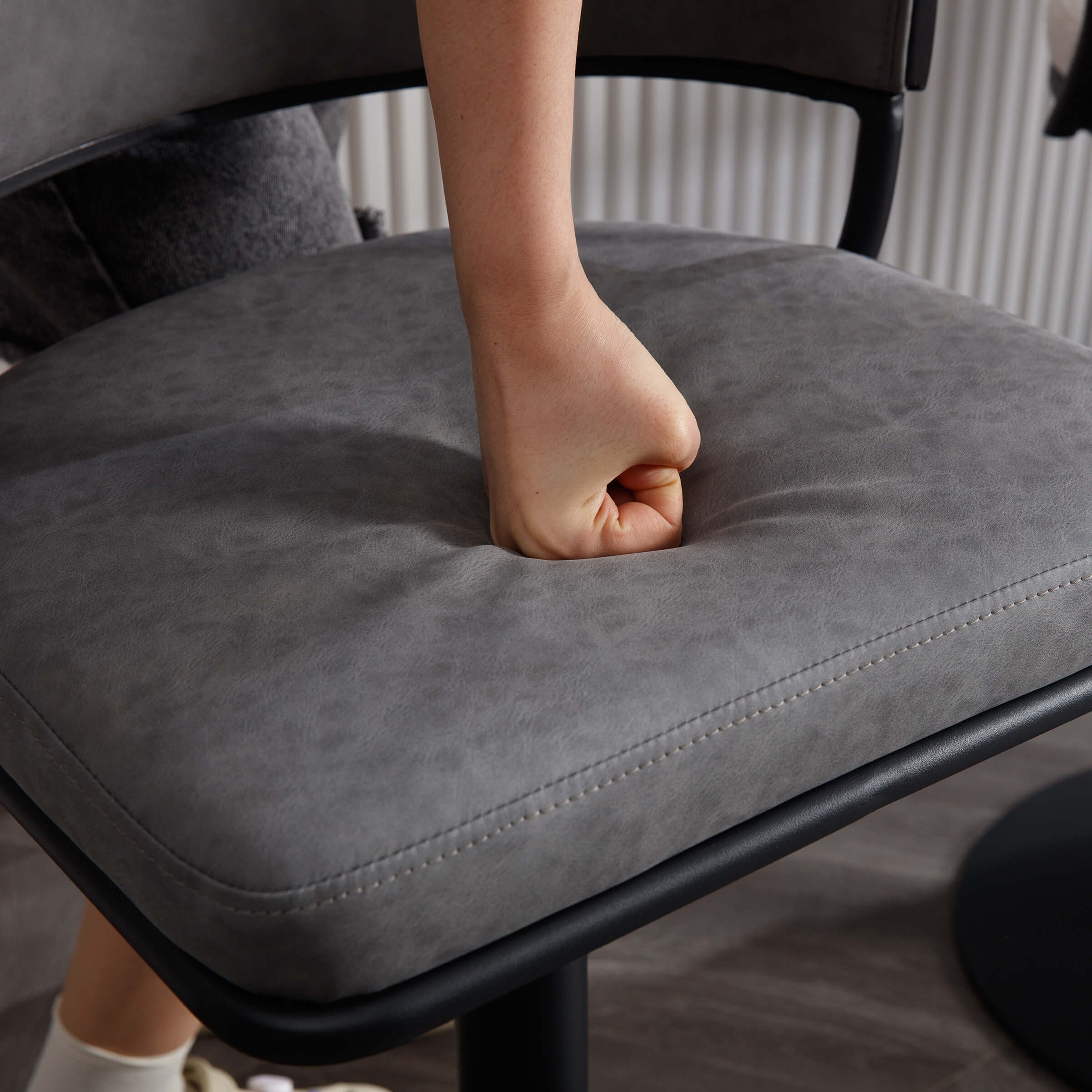 ROCITY Adjustable Swivel Curved Back Bar Stools Set of 2 - 3184CS