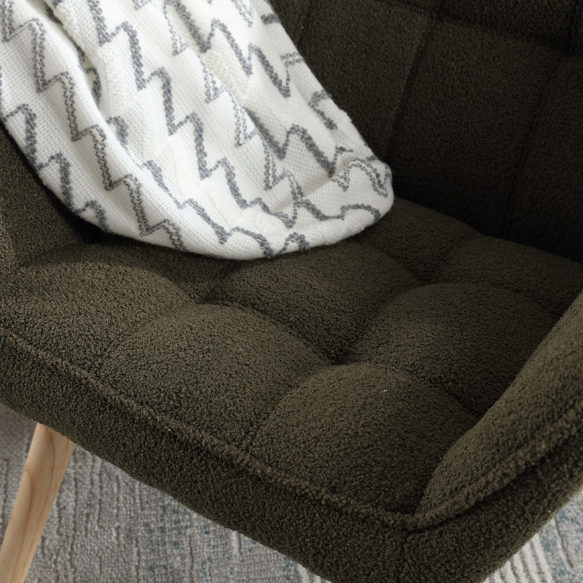 VESCASA Accent Chair with Ottoman - 8904AO