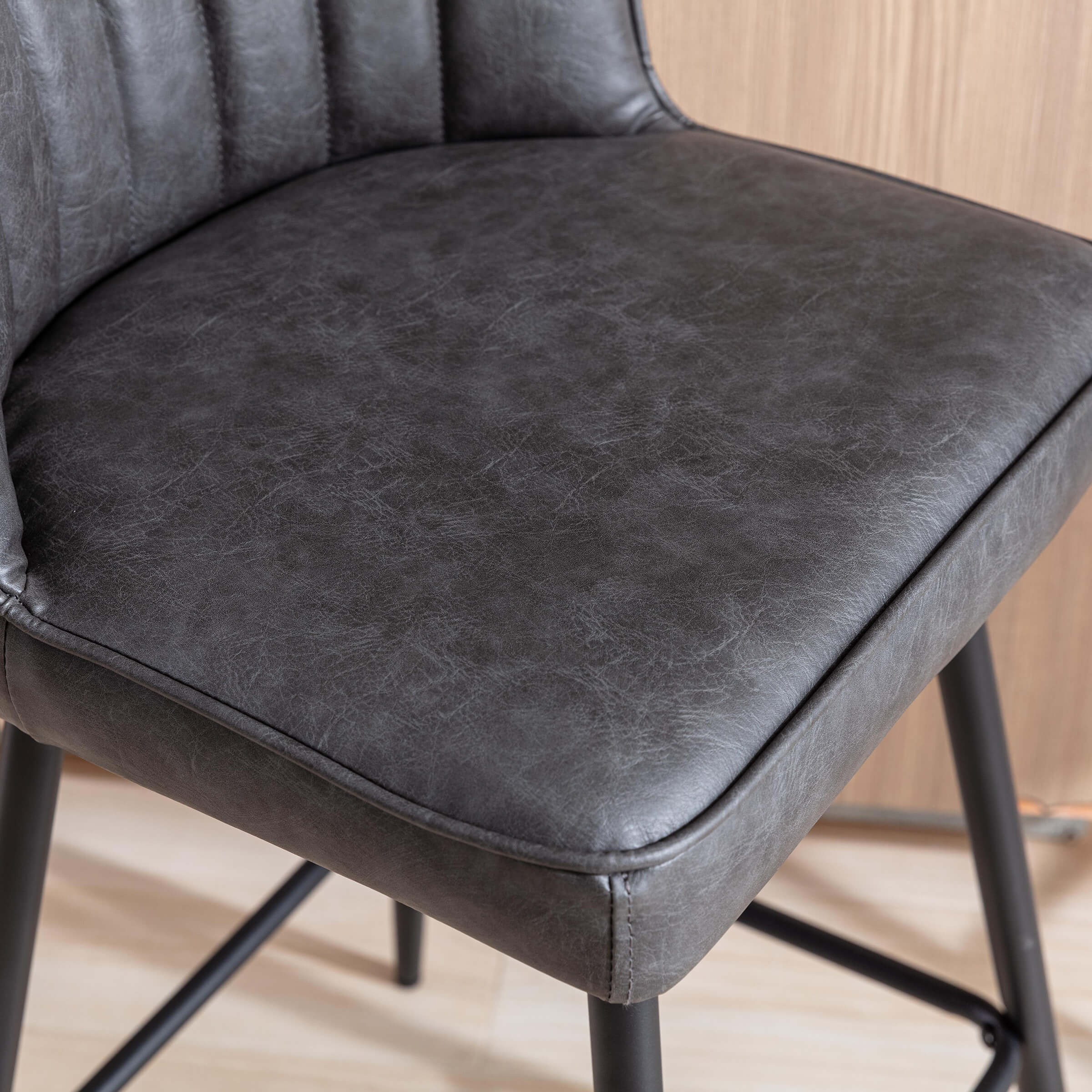 ROCITY Curved Back Counter Stools Set of 2 - 8684CS