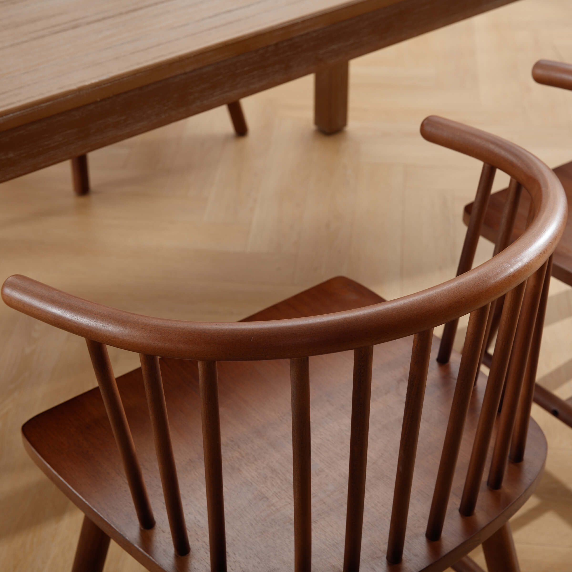 Curved Back Wood Dining Chair Set of 2 - DC01DC