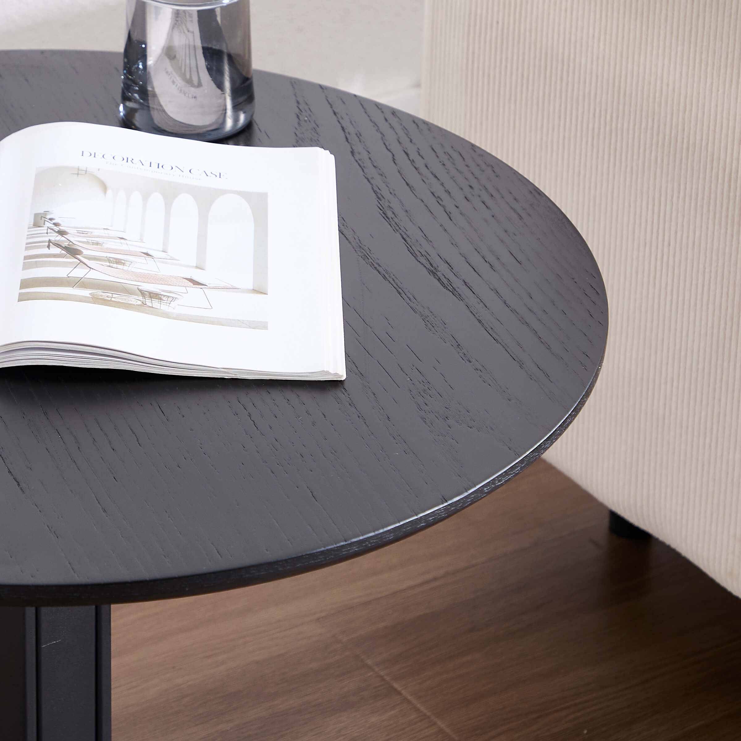 ROCITY 23.5"W Black Round Coffee Table - 63202CT