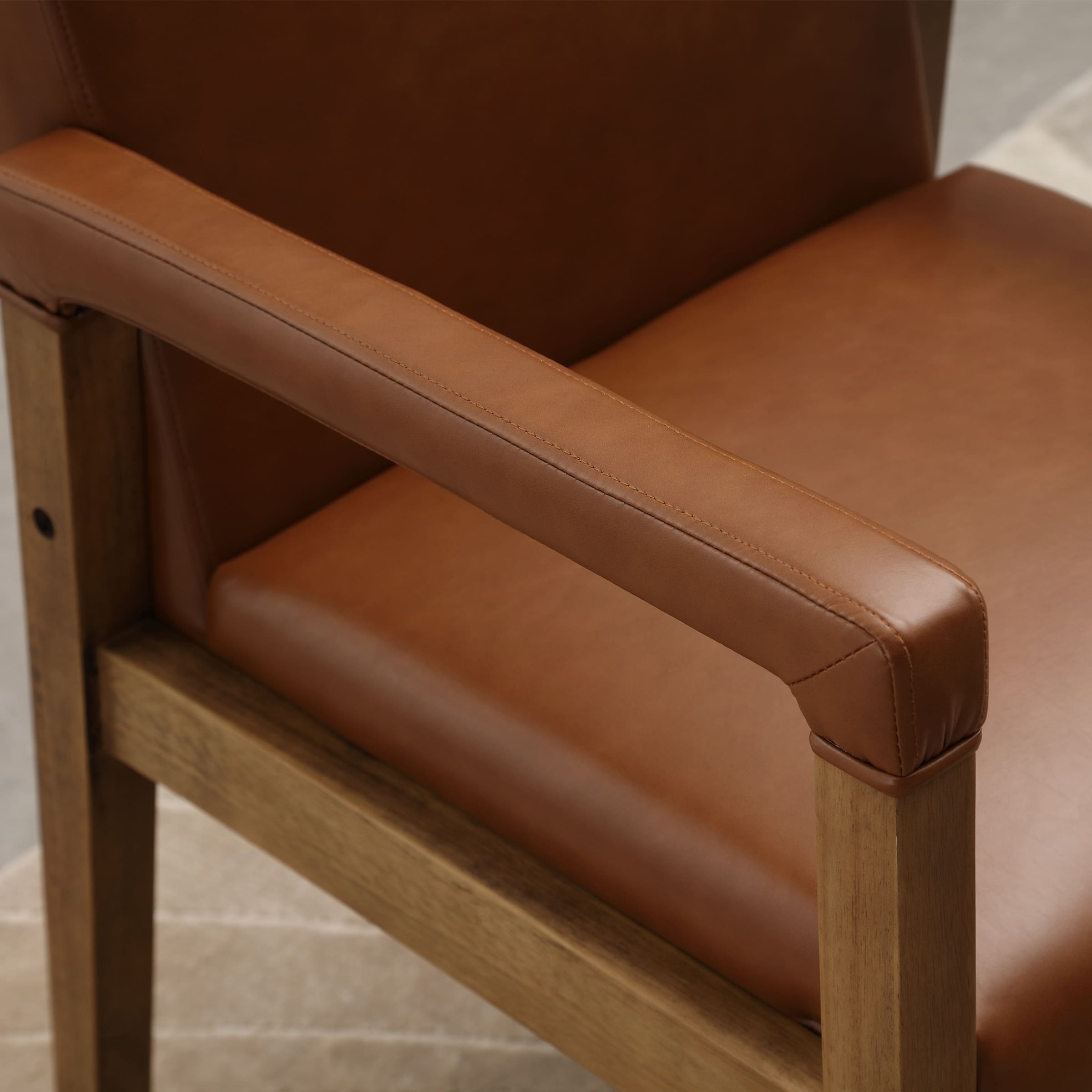 Armrest top and leg corner