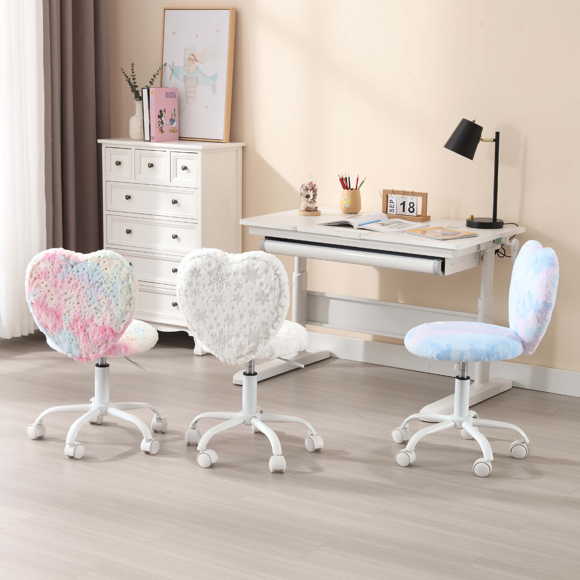 Kmax Rolling Cute Adjustable Swivel Kids Office Chair 1 PCS - 1412KC