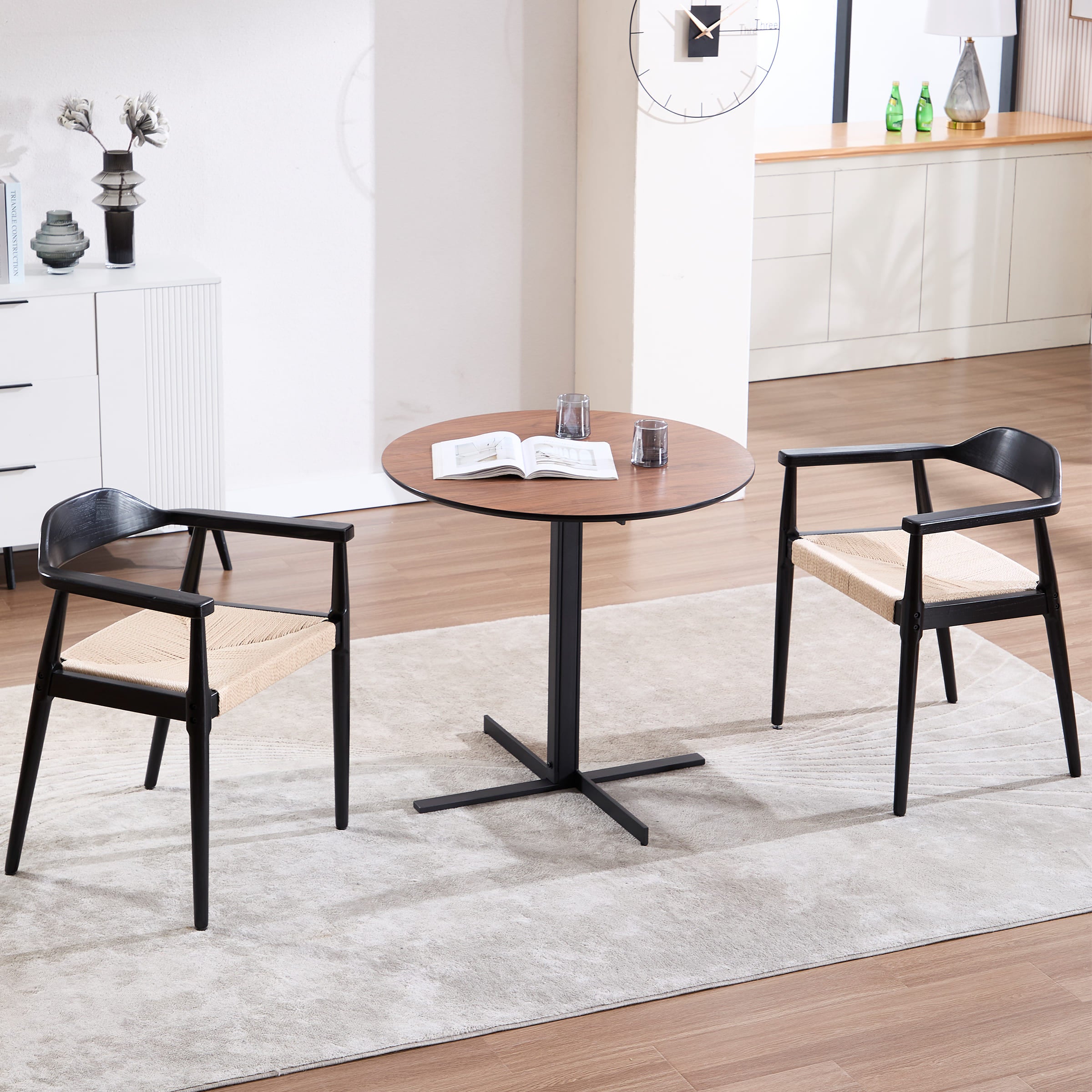 ROCITY 31.5'' Small Round Dining Table - 632DT