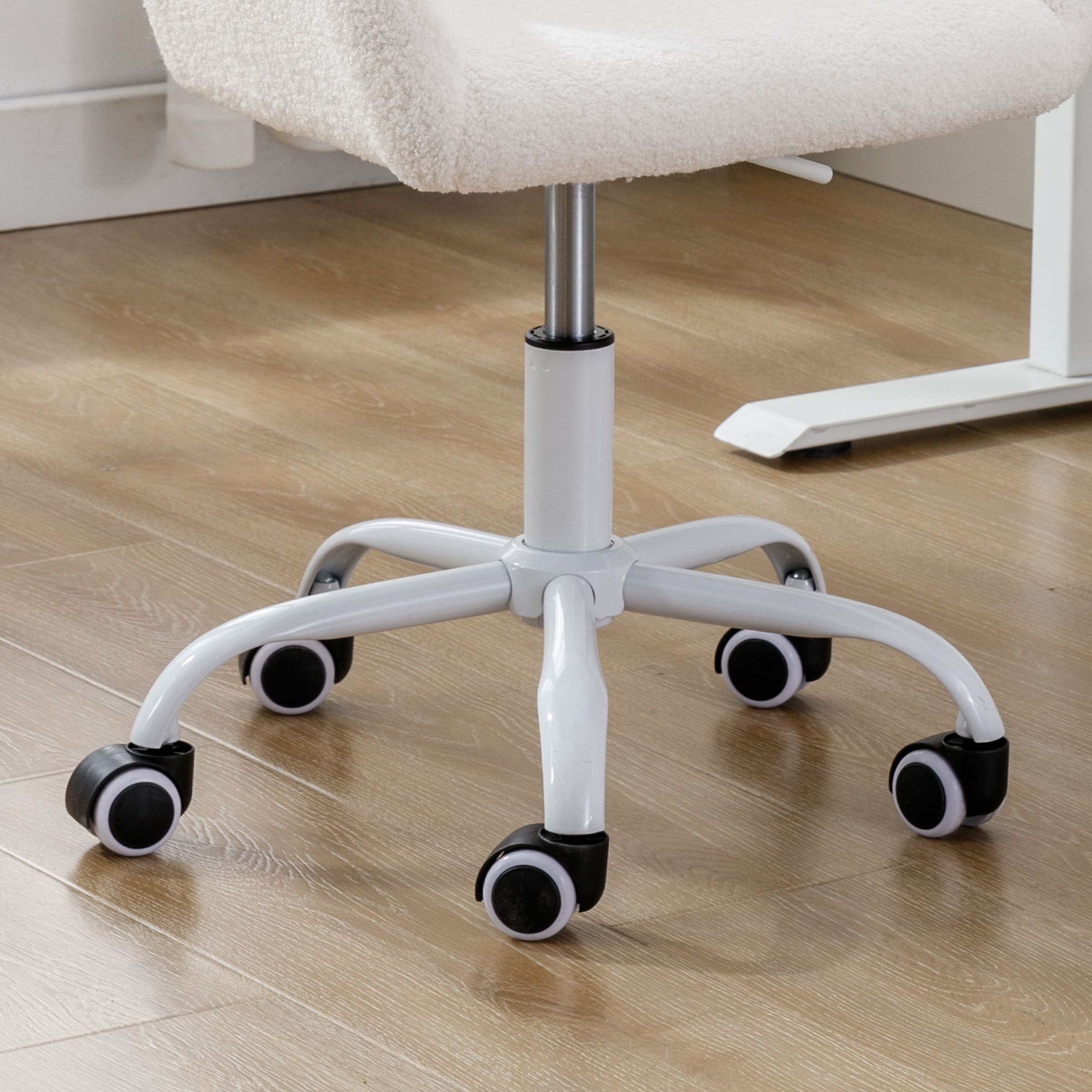 ROCITY Swivel Kids Chair with Wheels 1 PCS - 2929KC