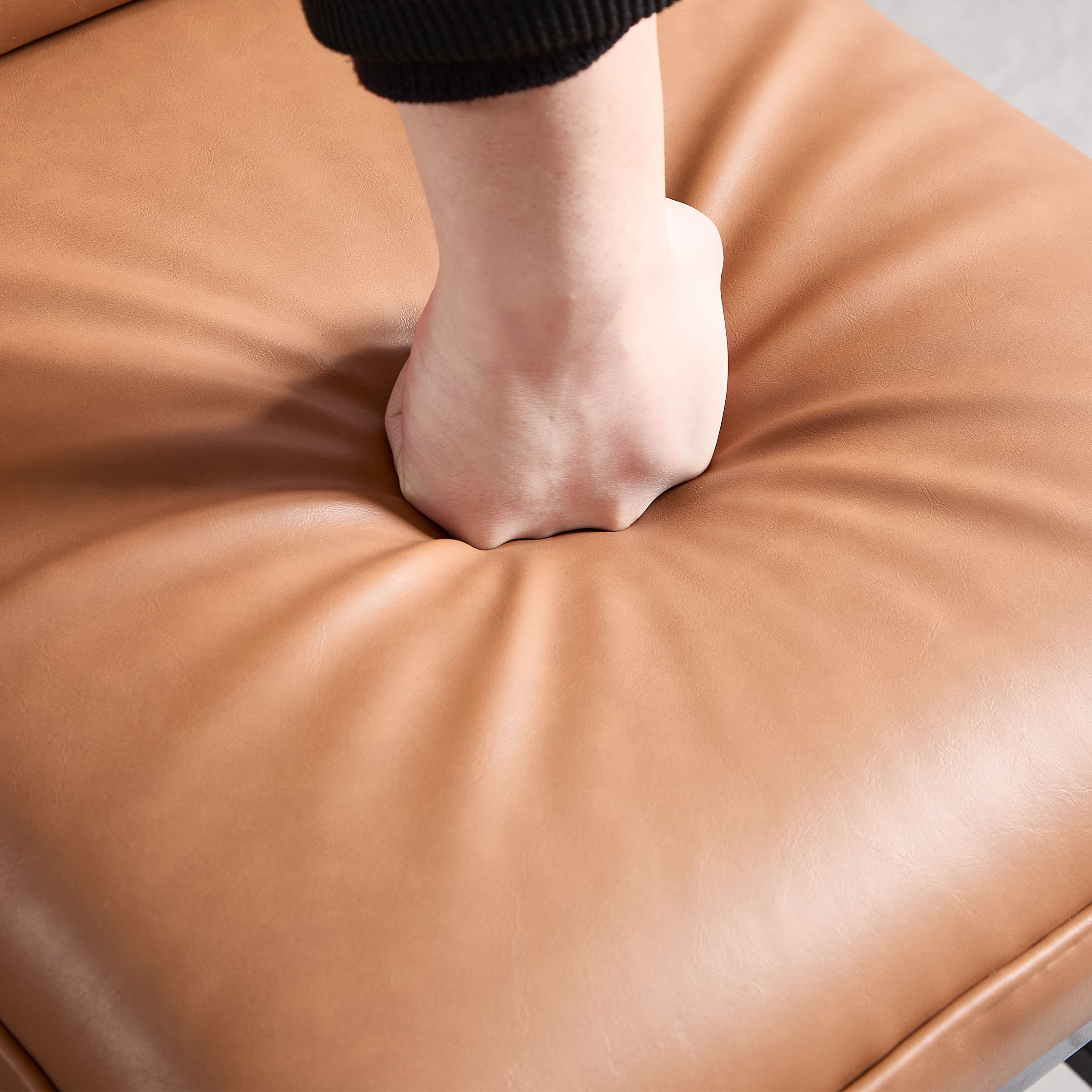 Indentation on leather cushion