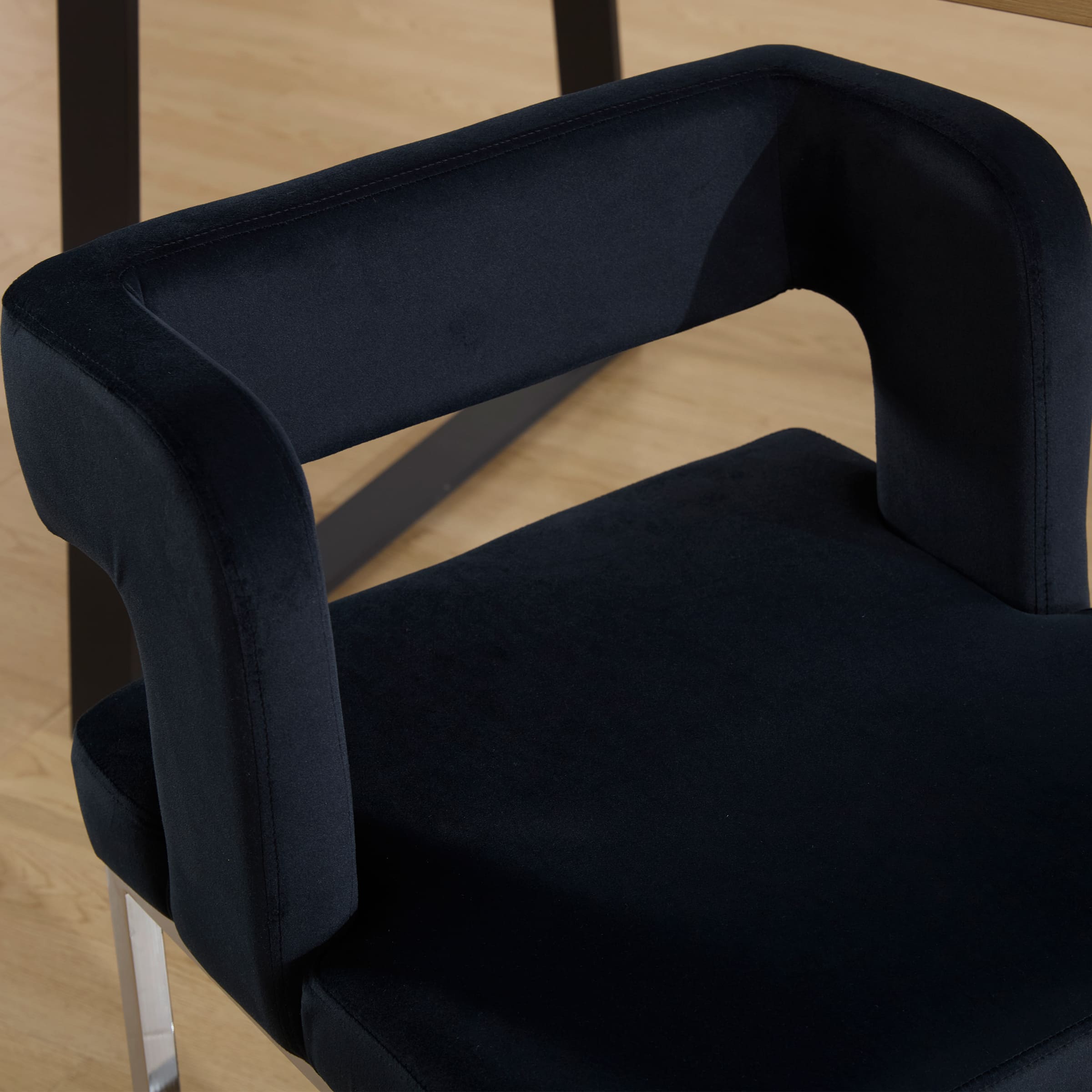 ZH4YOU Low Back Dining Chairs Set of 2 - 31017DC