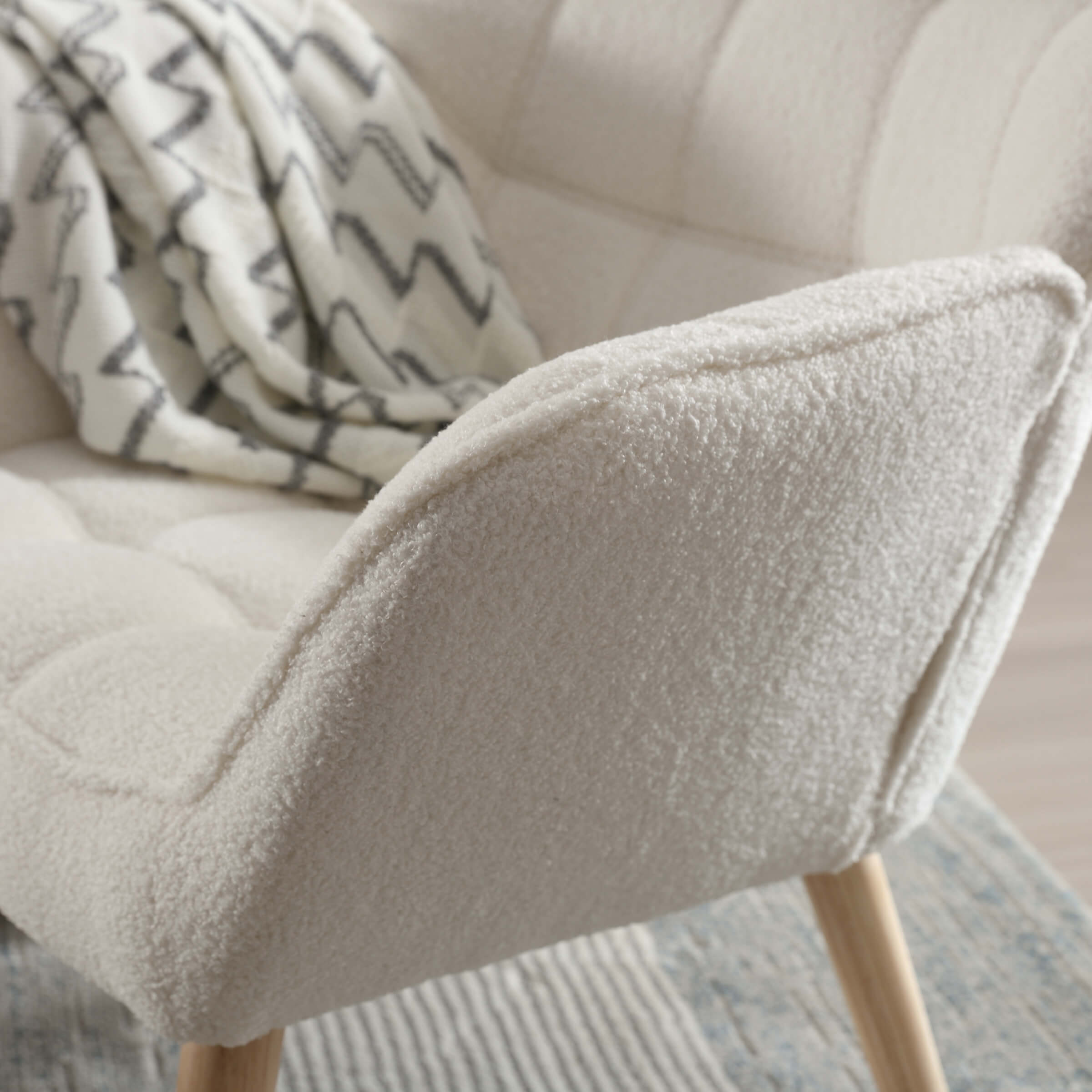 ZH4YOU Sherpa Accent Chair with Ottoman - 8904AO