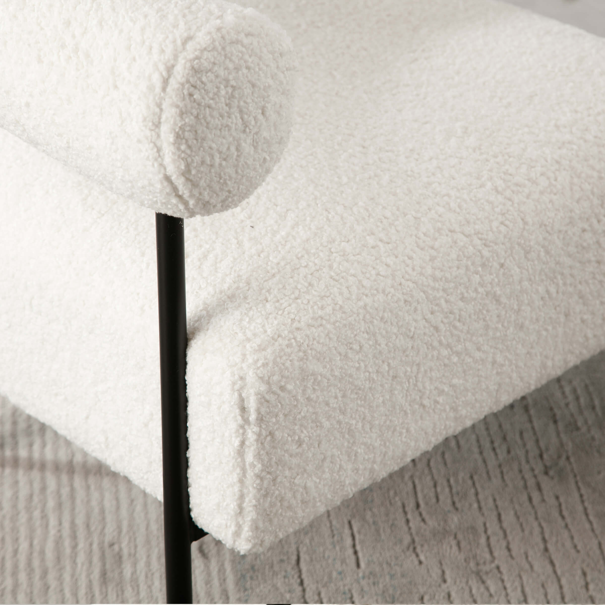 ROCITY C-shaped Back Accent Chair 1 PCS - 10080AC